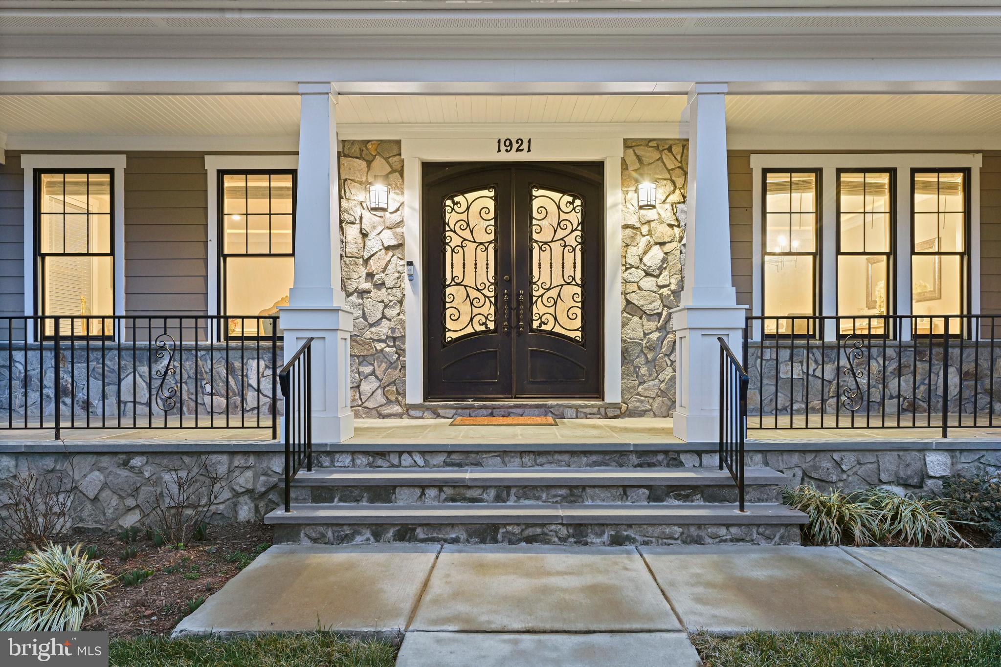 VILLA LORING - Residential