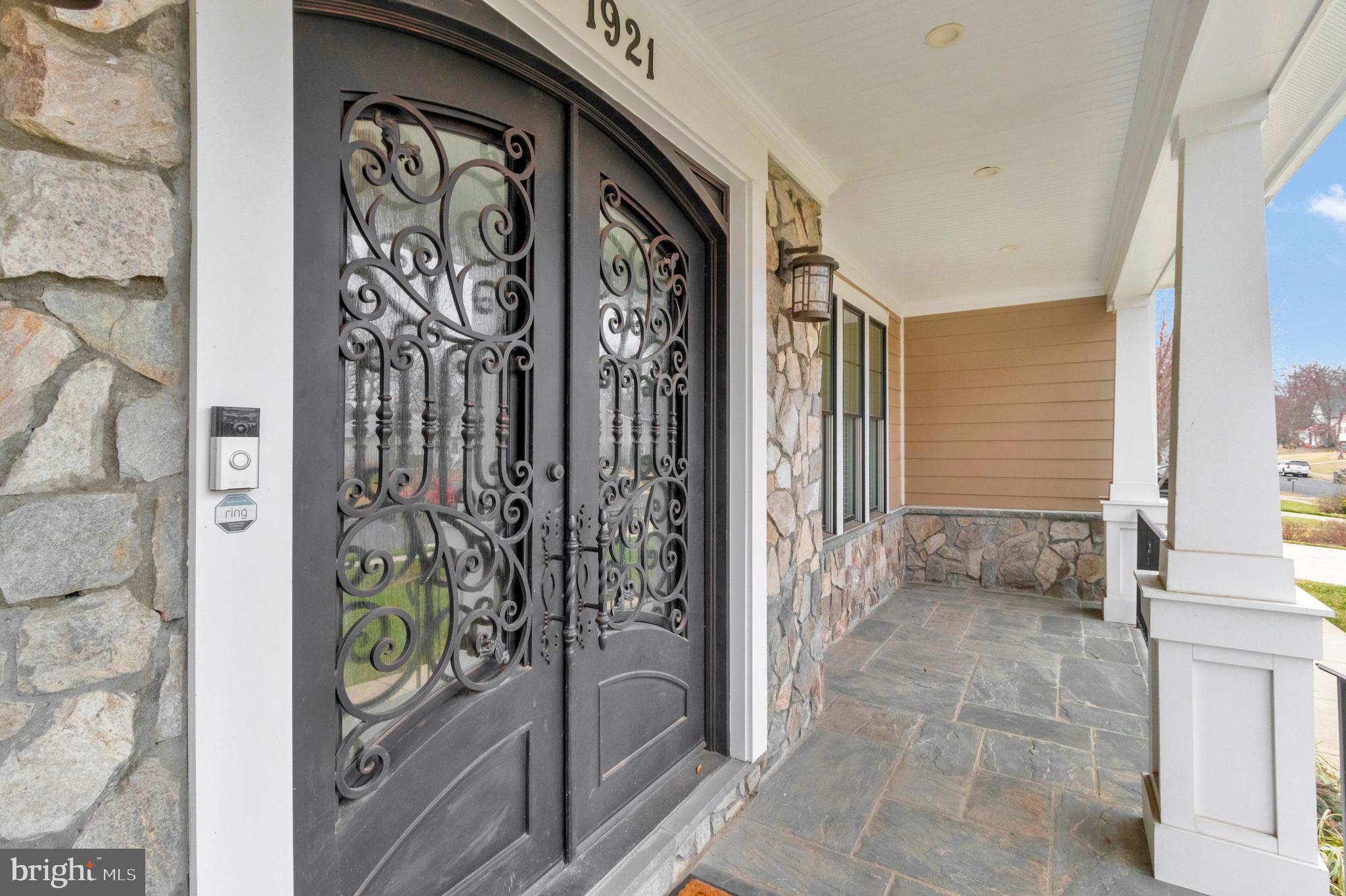 VILLA LORING - Residential