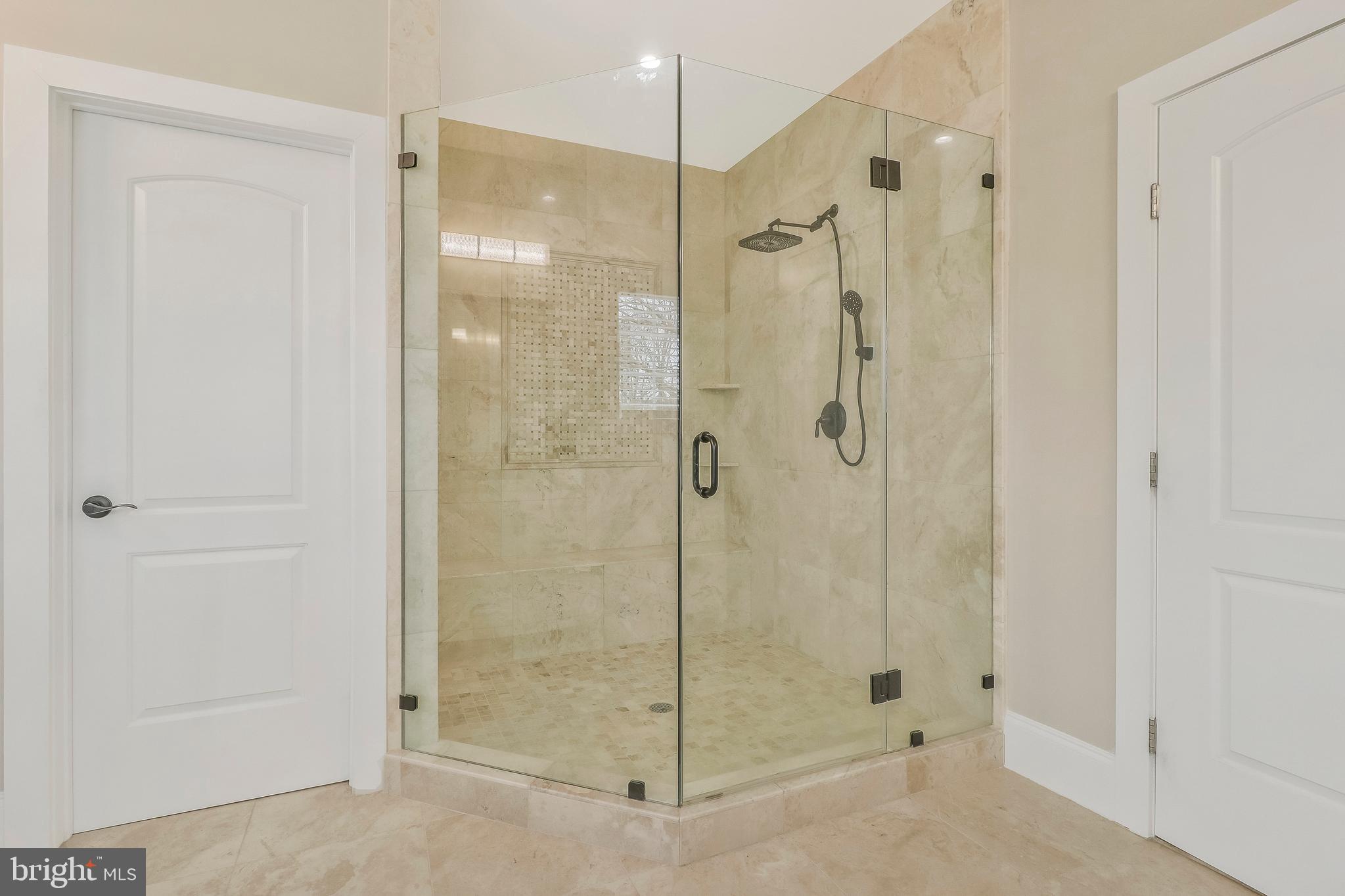 VILLA LORING - Residential