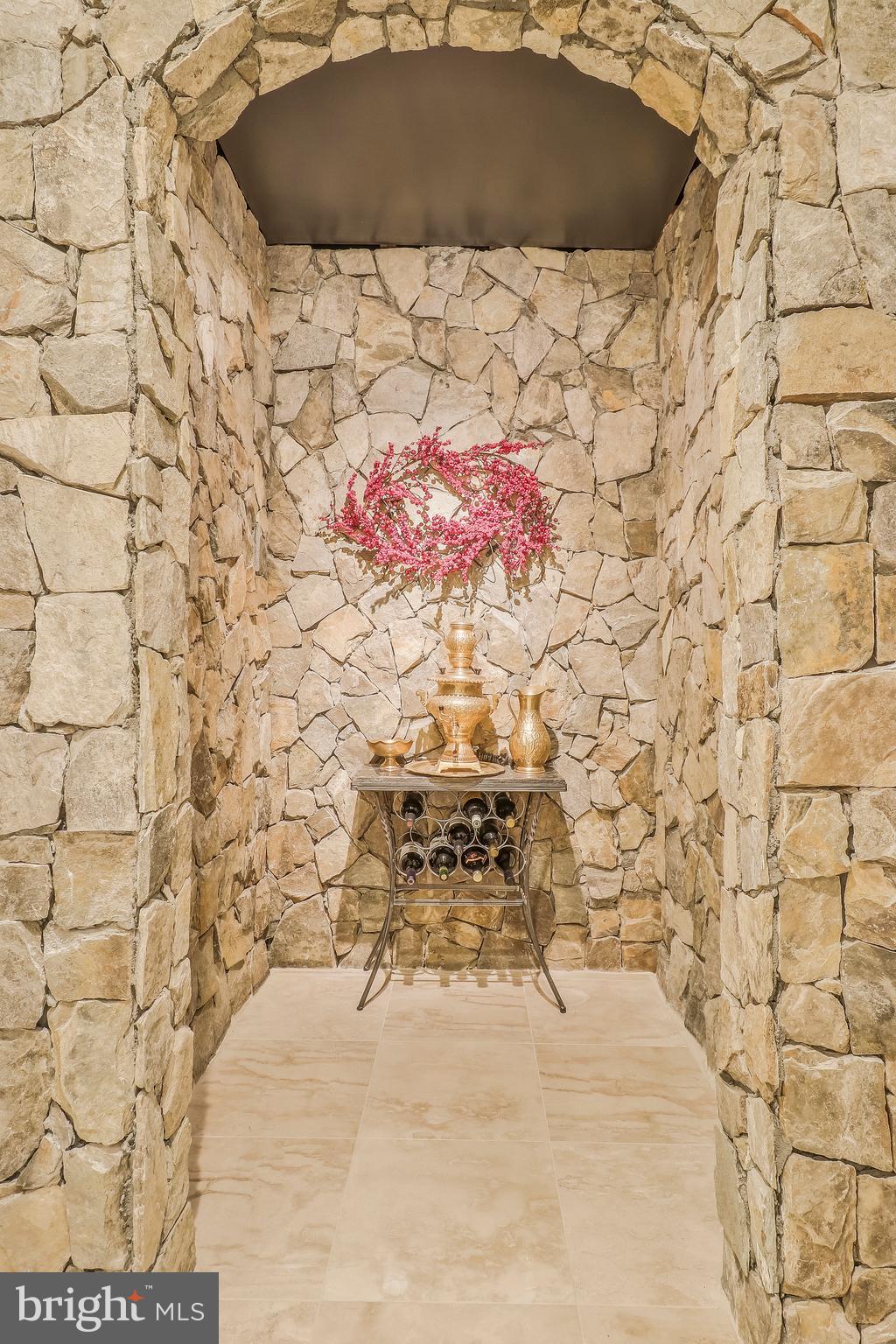 VILLA LORING - Residential