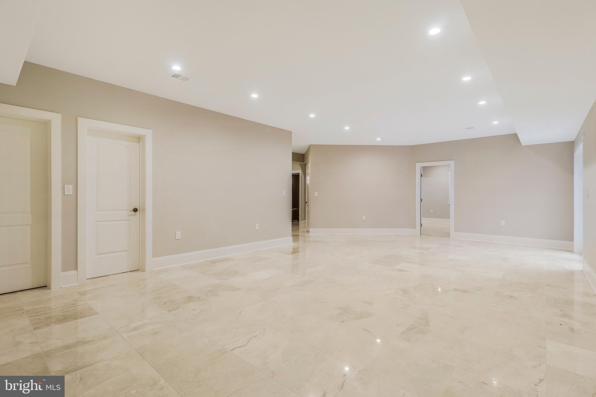 VILLA LORING - Residential