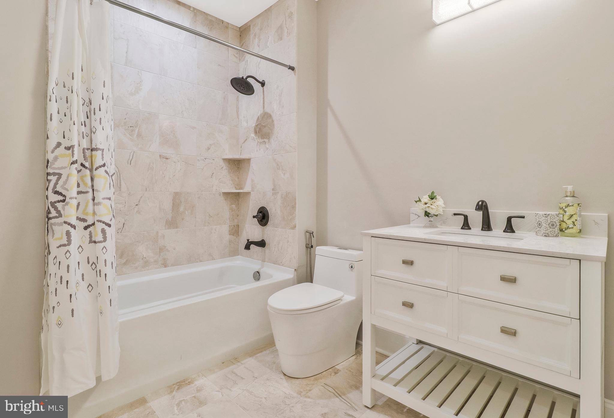 VILLA LORING - Residential