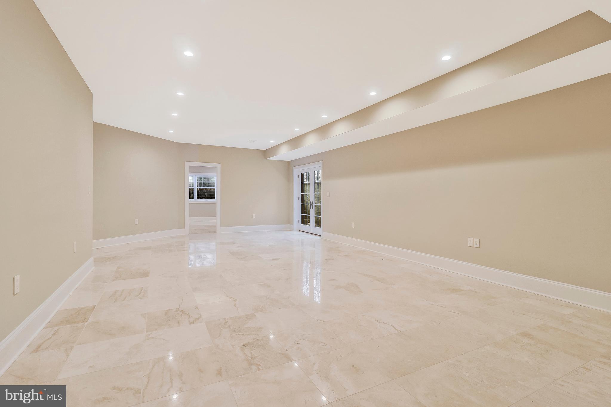 VILLA LORING - Residential