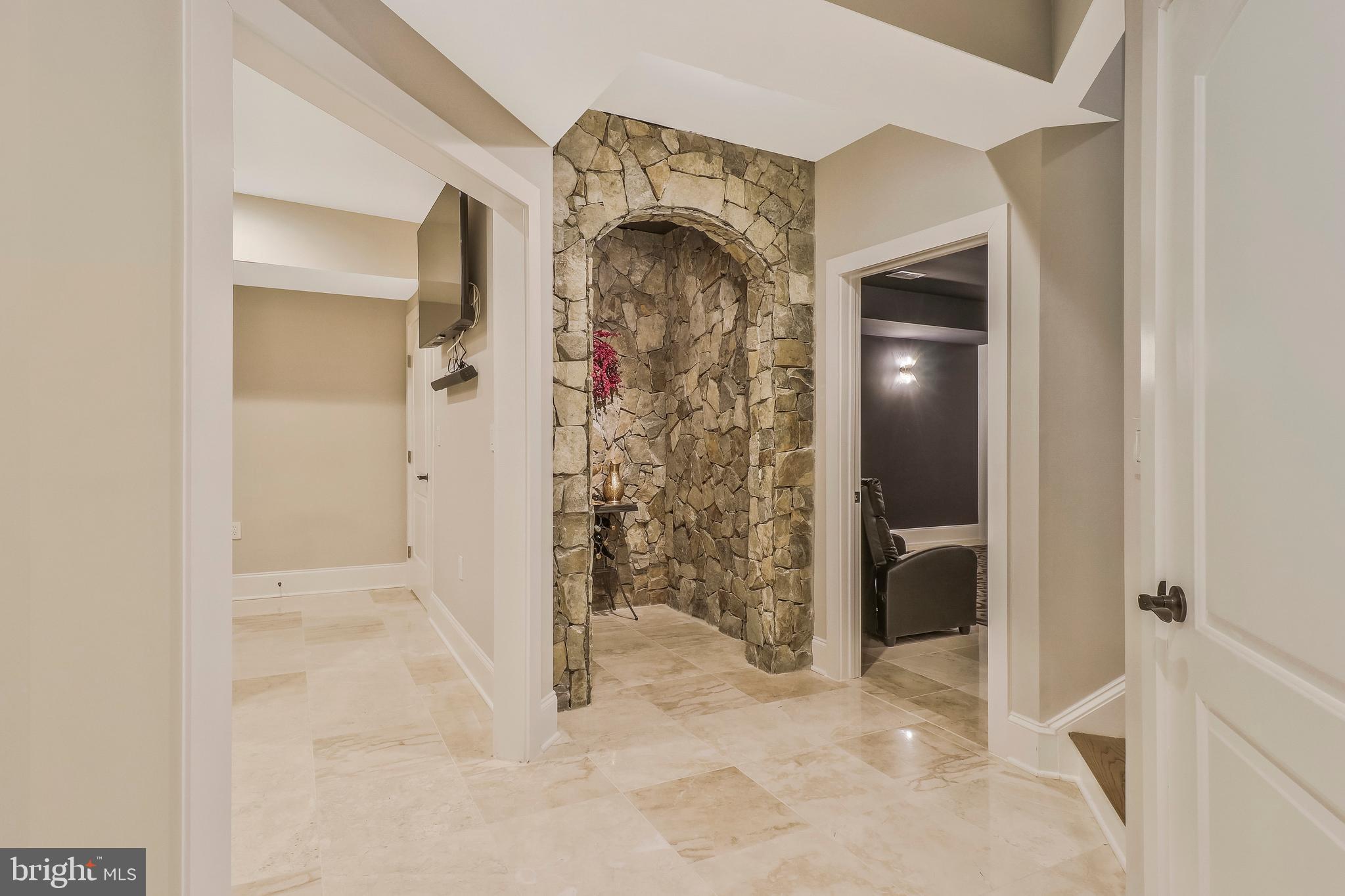 VILLA LORING - Residential