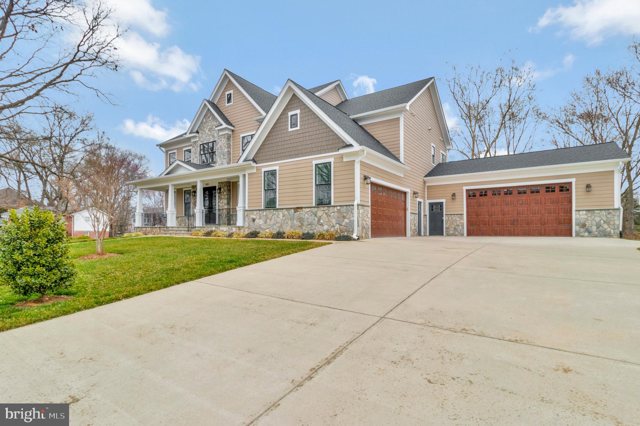 VILLA LORING - Residential