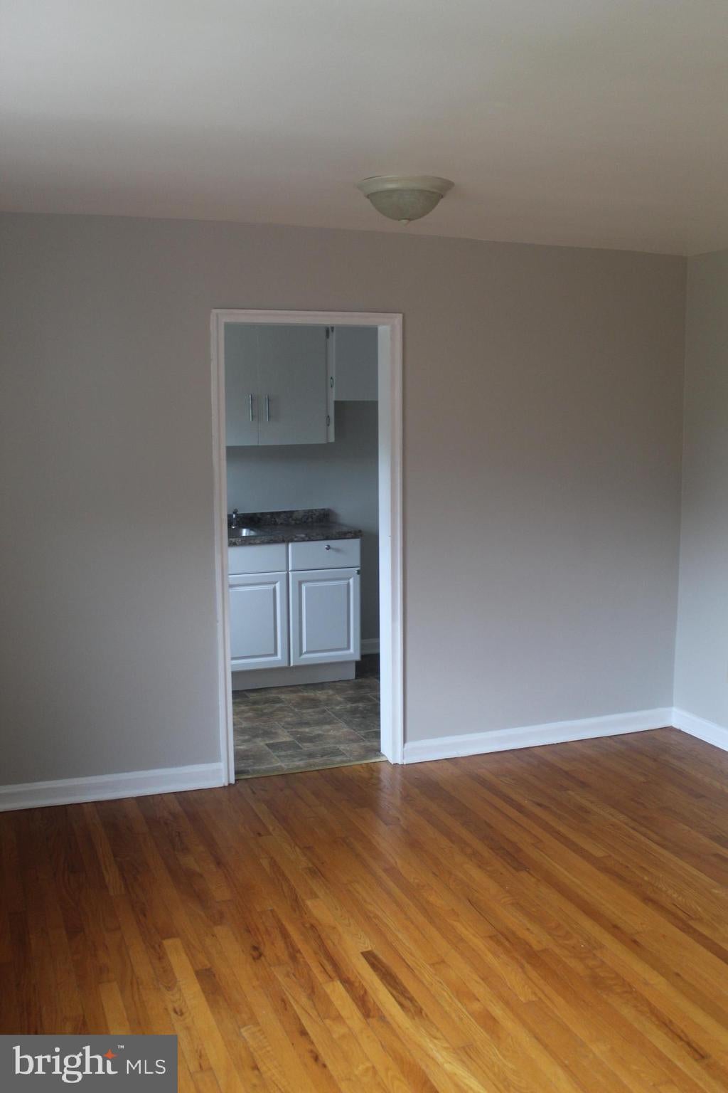 300 NORTHERN AVENUE APT 4G