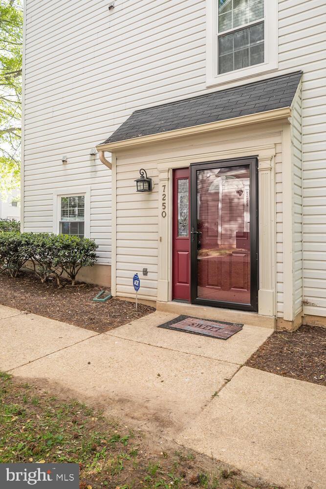 HILL OAKS CONDO PHASE 1- - Residential