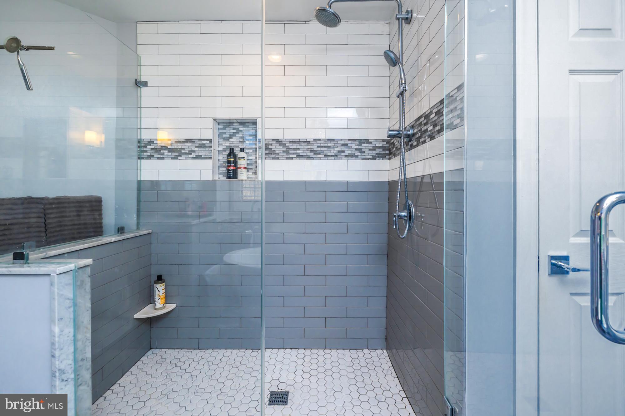 STEEPLECHASE - Residential