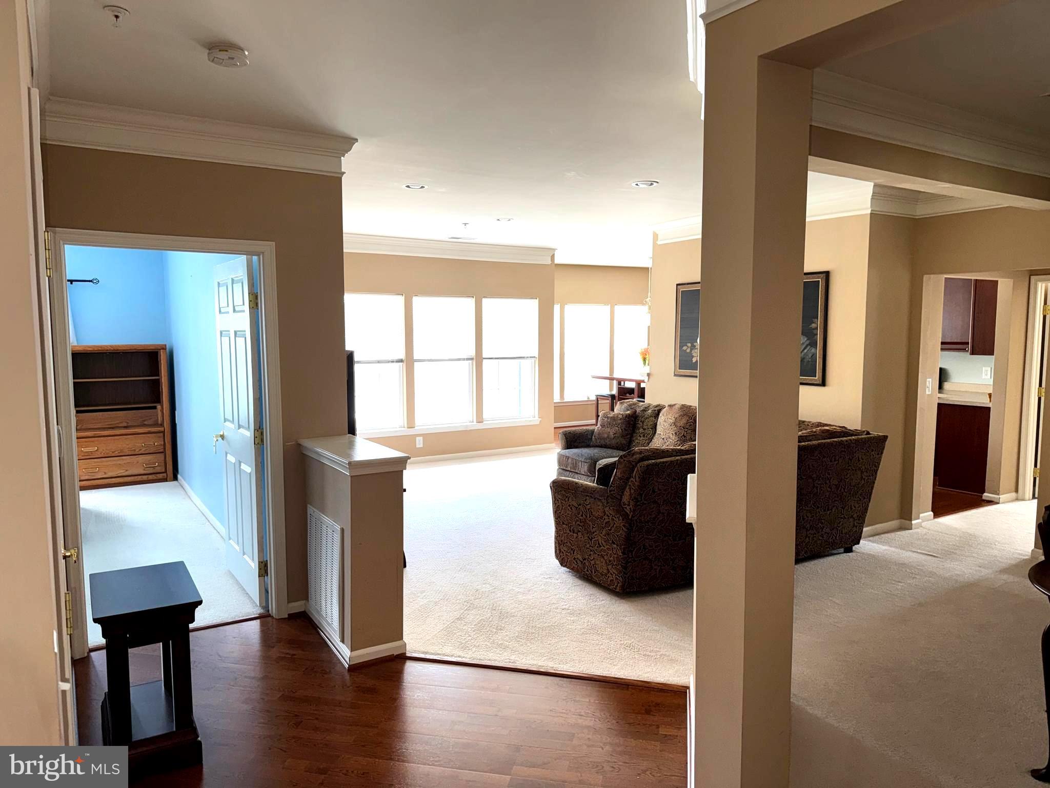 207 SECRETARIAT DRIVE 207-J