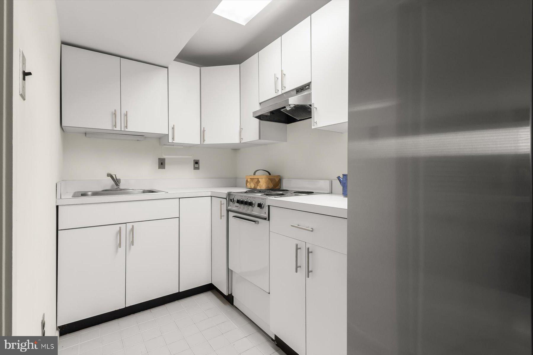 CARDEROCK SPRINGS - Residential