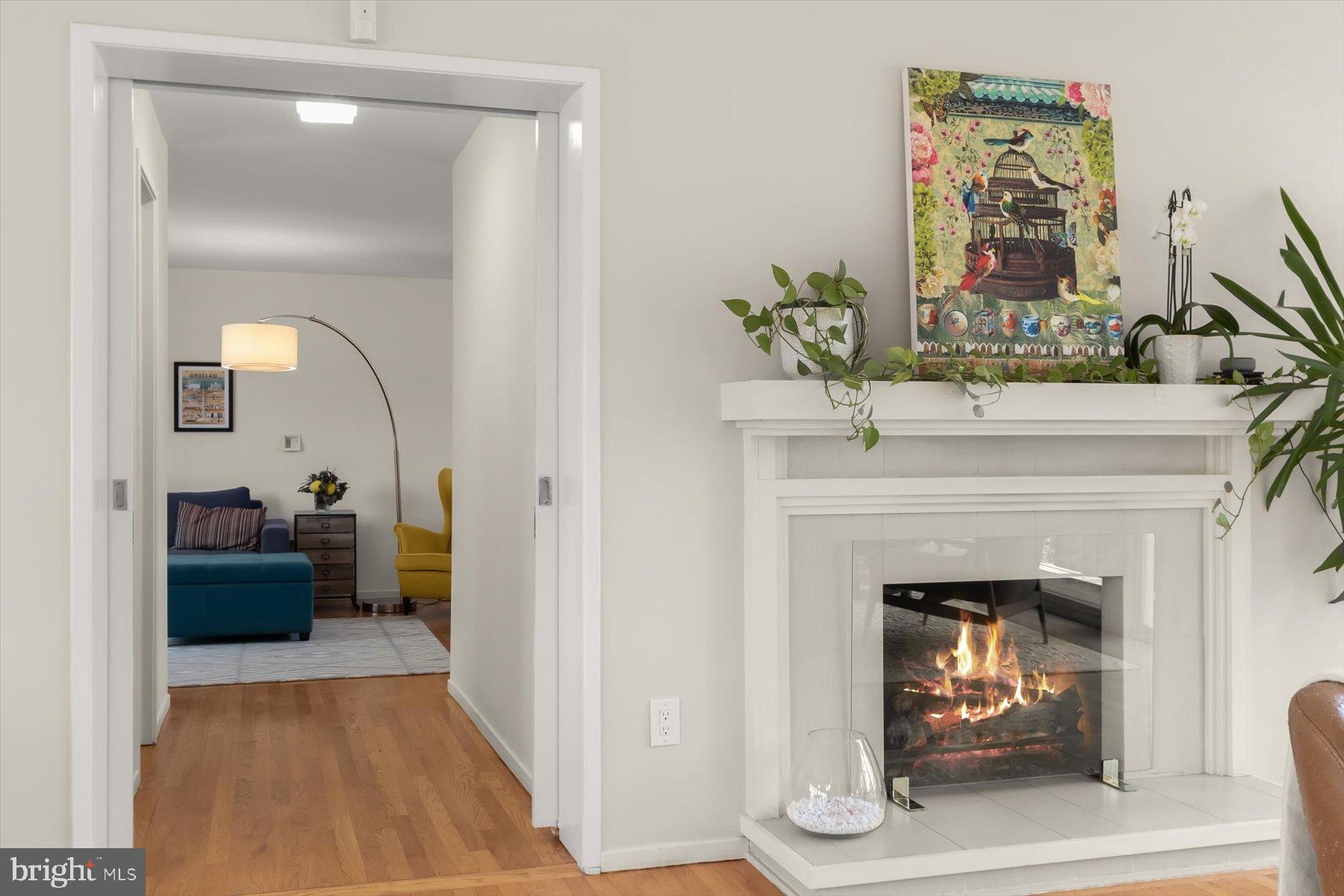 CARDEROCK SPRINGS - Residential