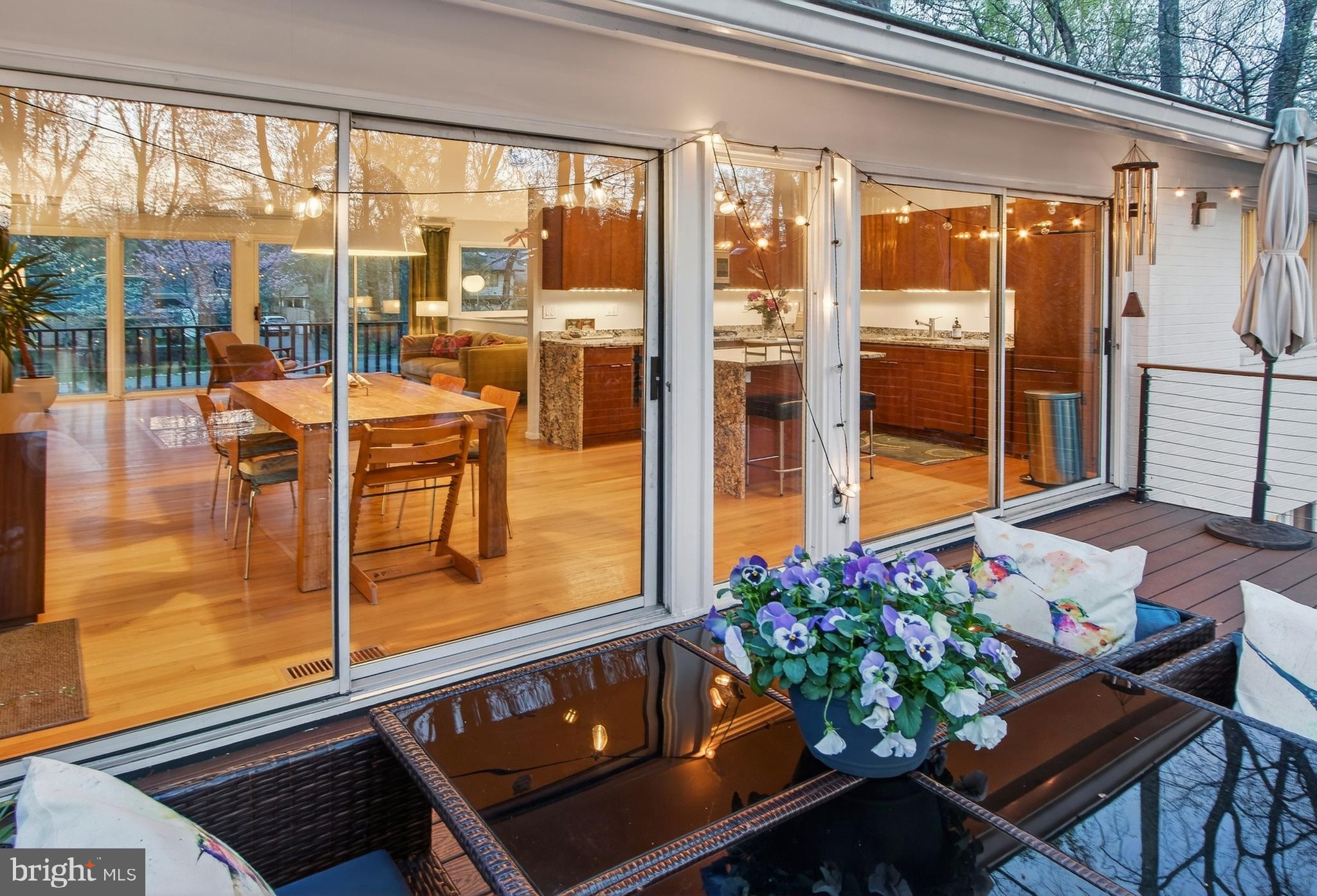 CARDEROCK SPRINGS - Residential