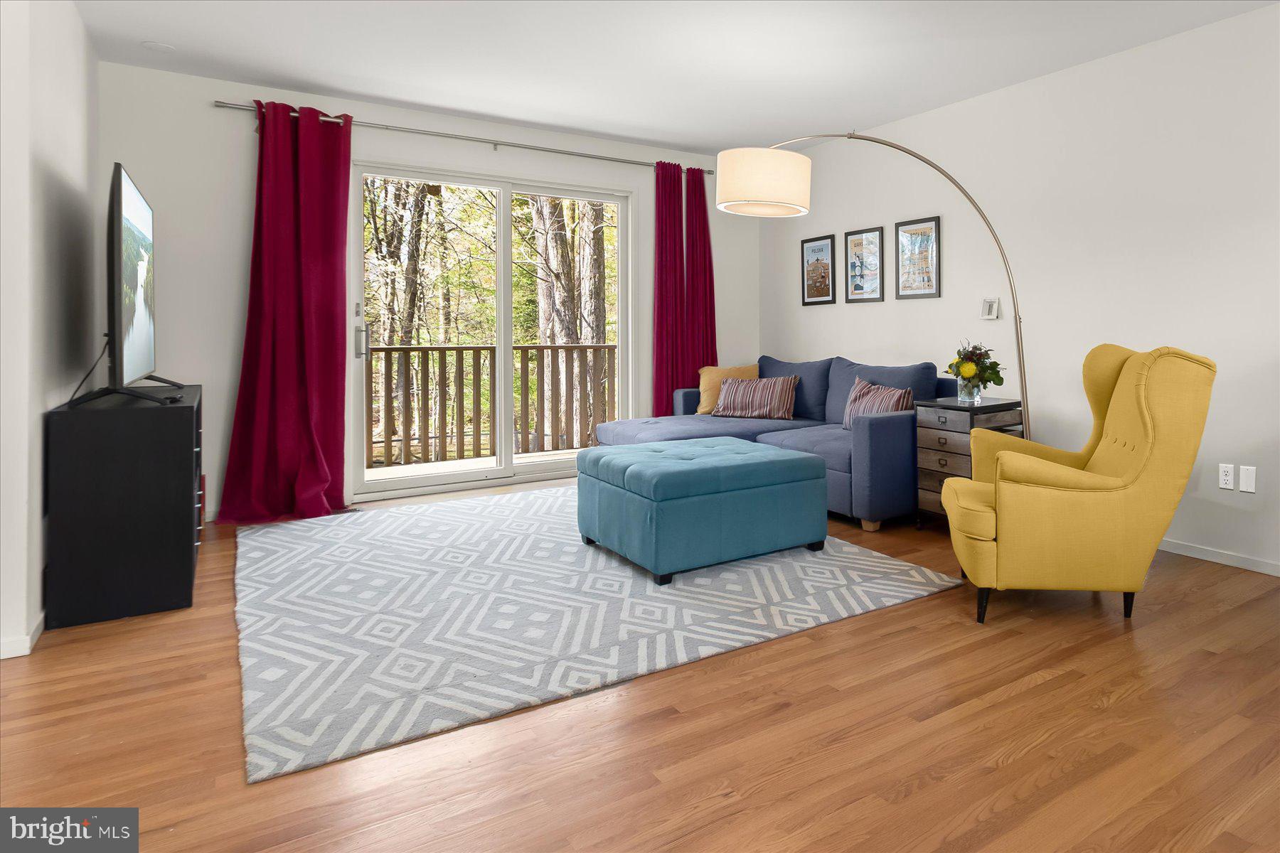 CARDEROCK SPRINGS - Residential