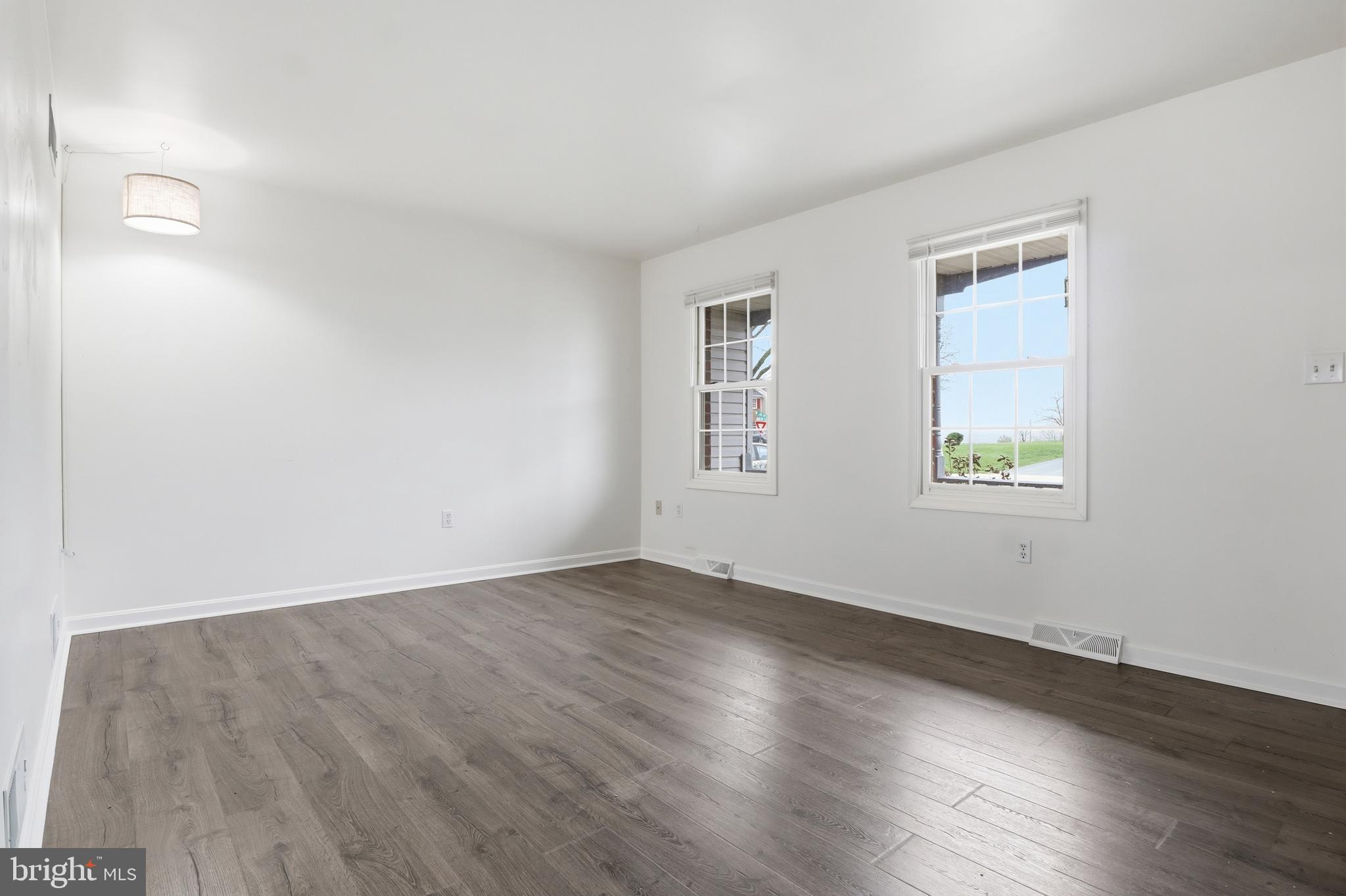 780 ROBIN HILL CIRCLE