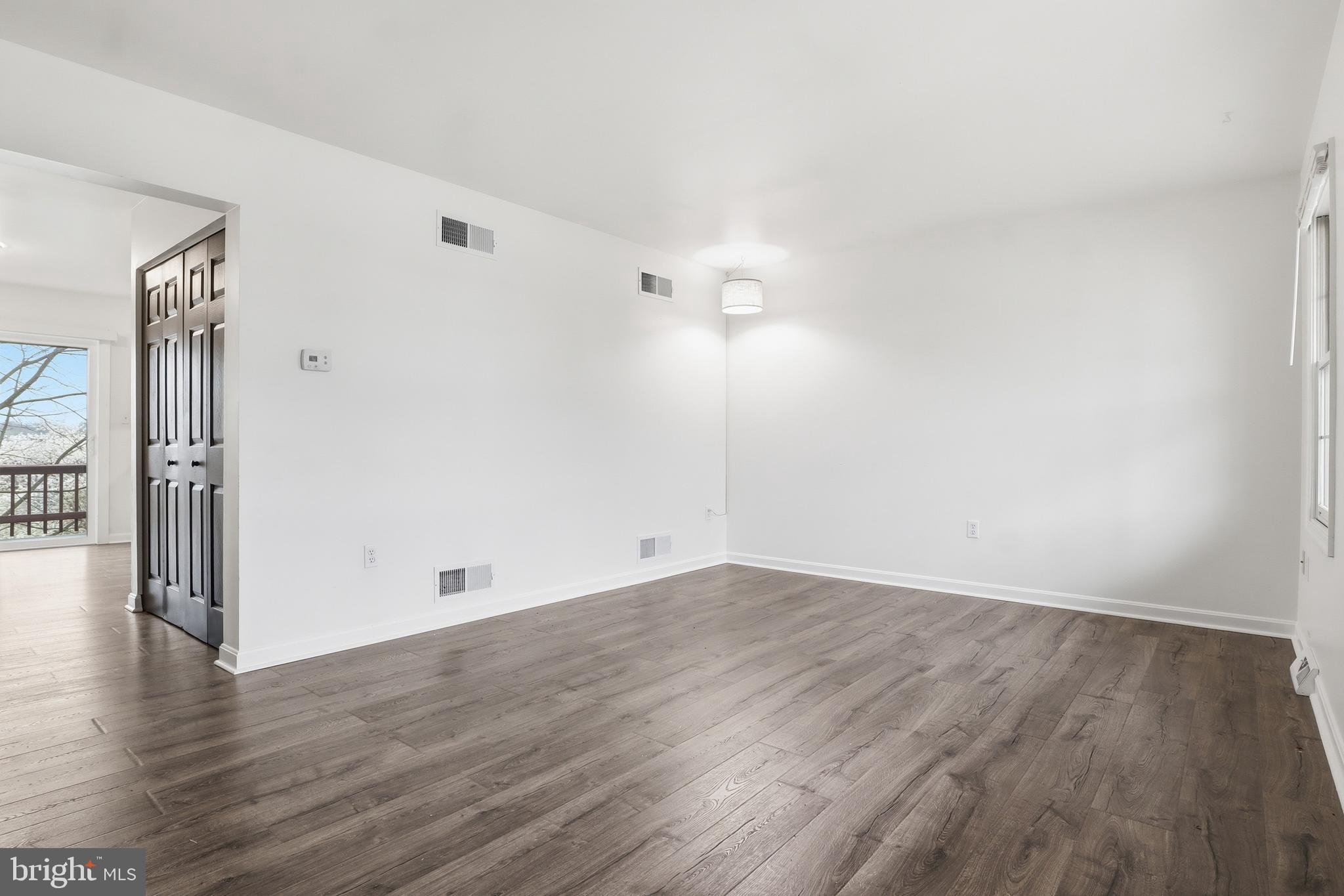 780 ROBIN HILL CIRCLE