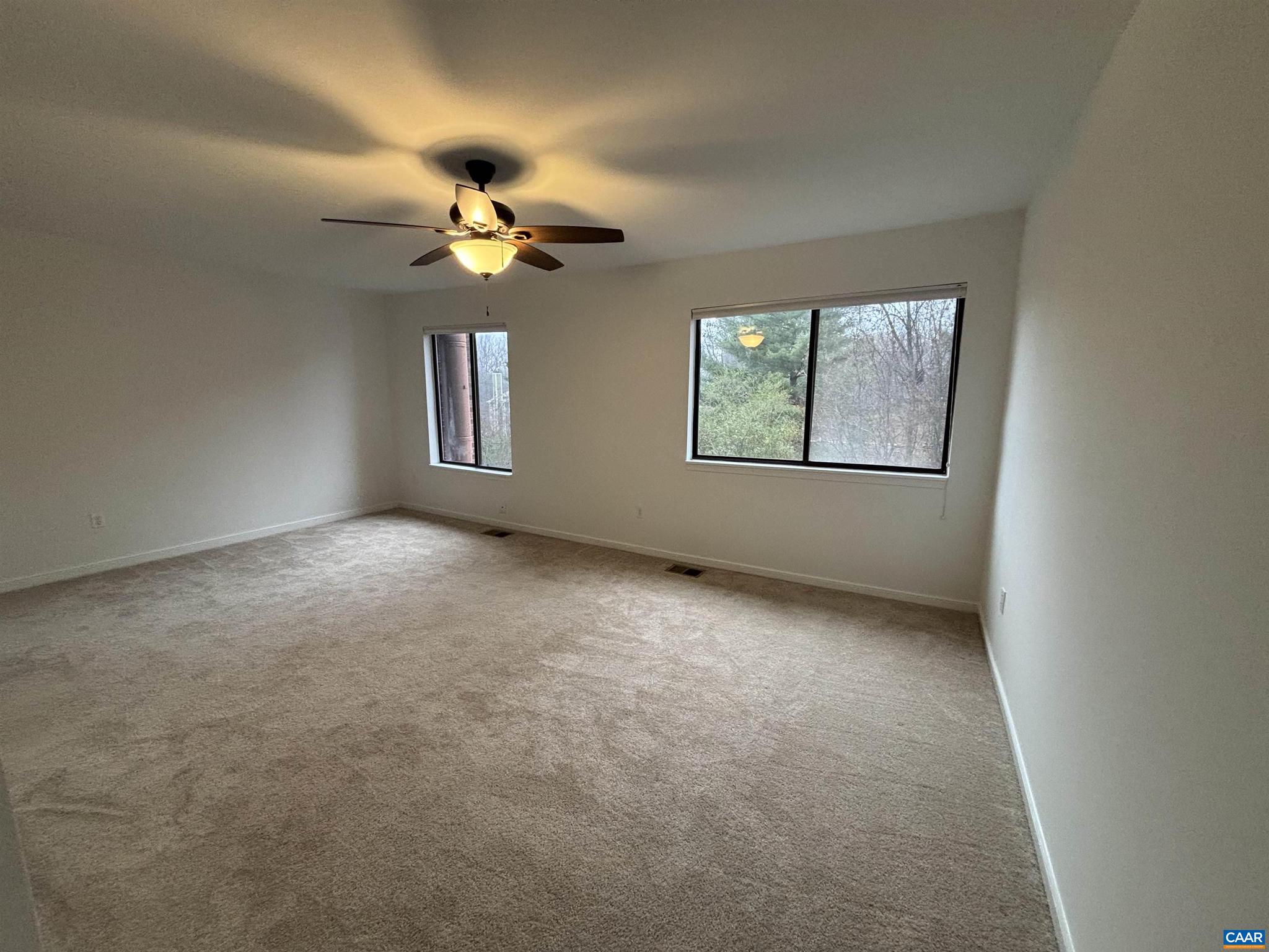 STONEHENGE - Residential