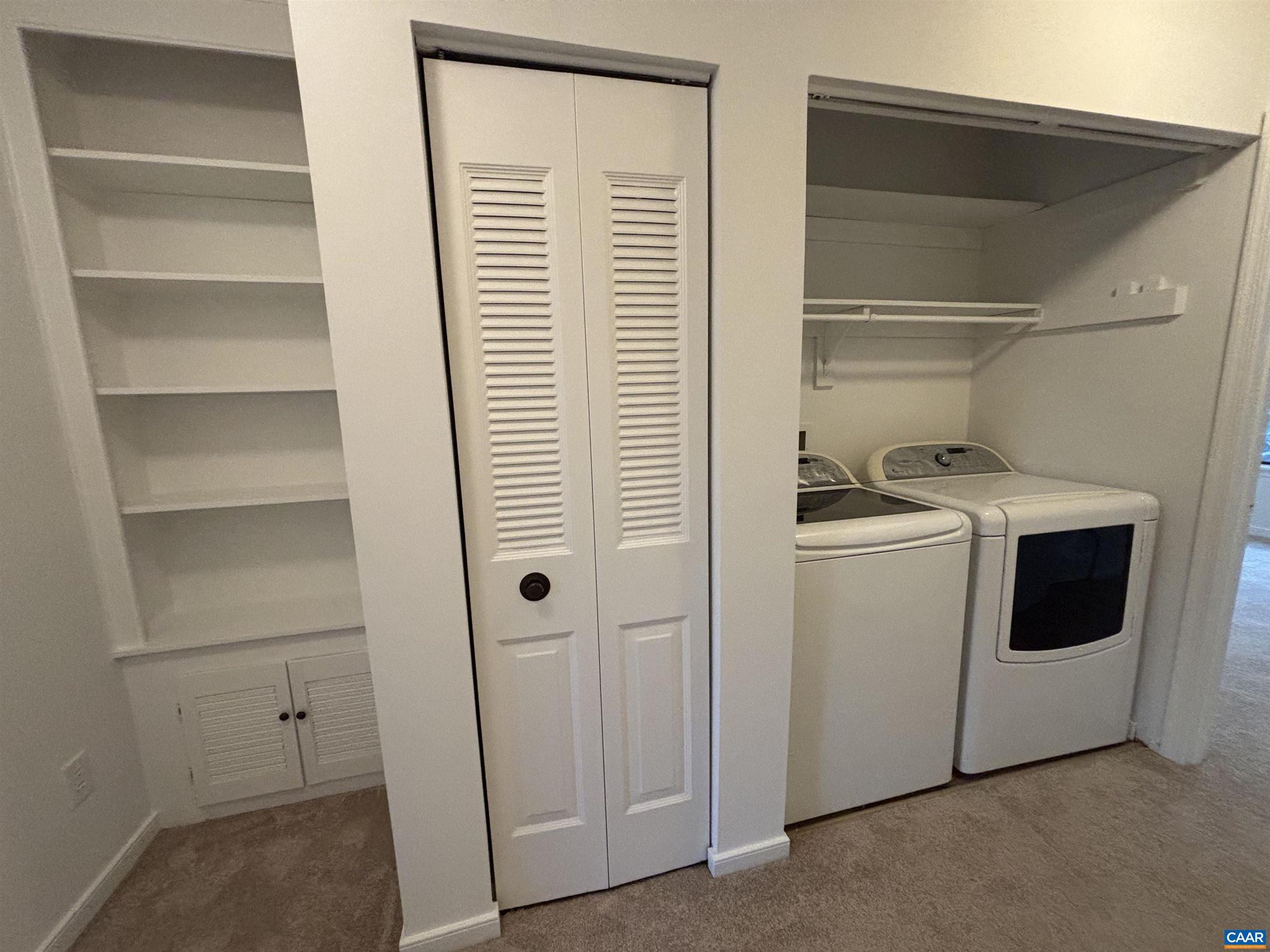 STONEHENGE - Residential