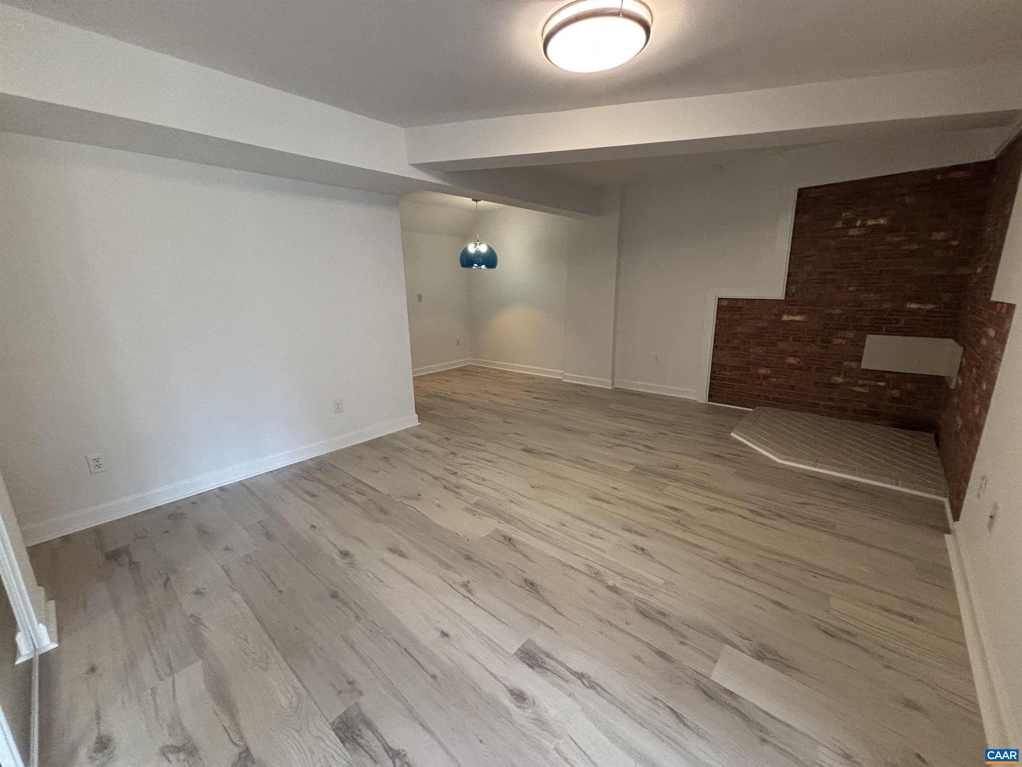 STONEHENGE - Residential