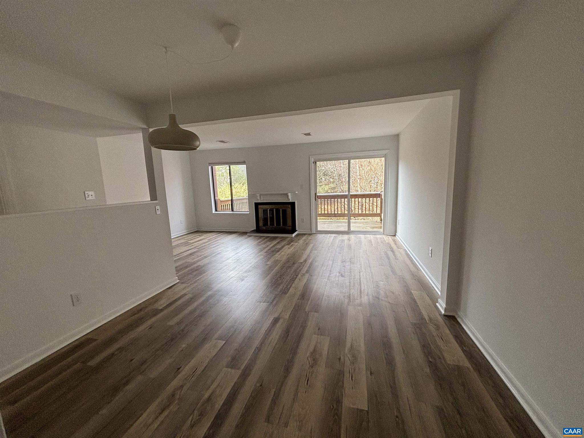 STONEHENGE - Residential