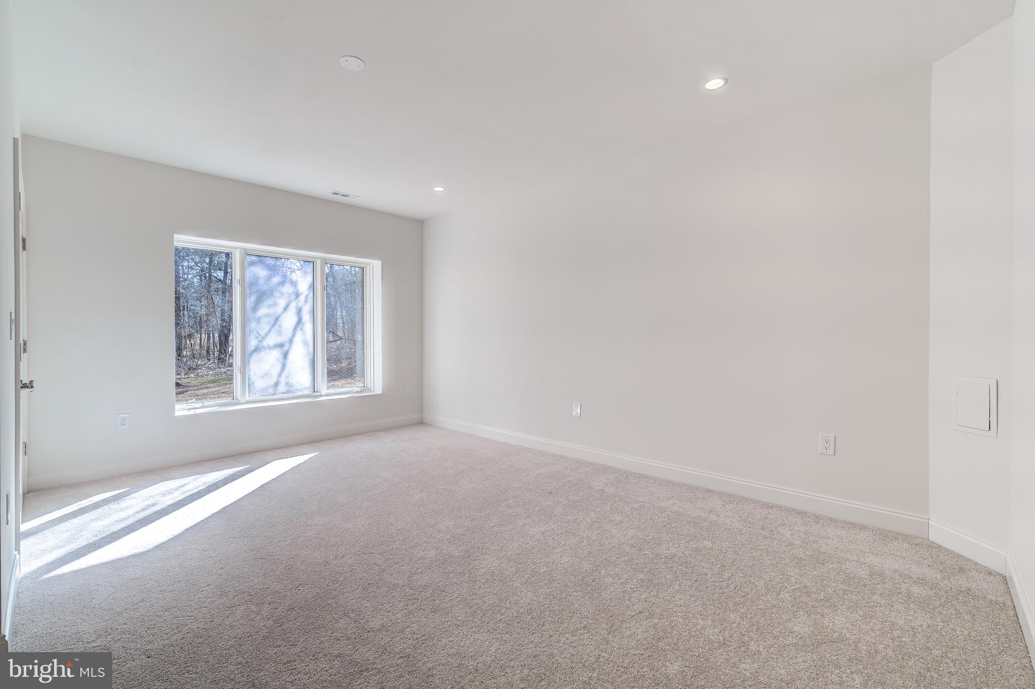 BRAMBLETON - Residential