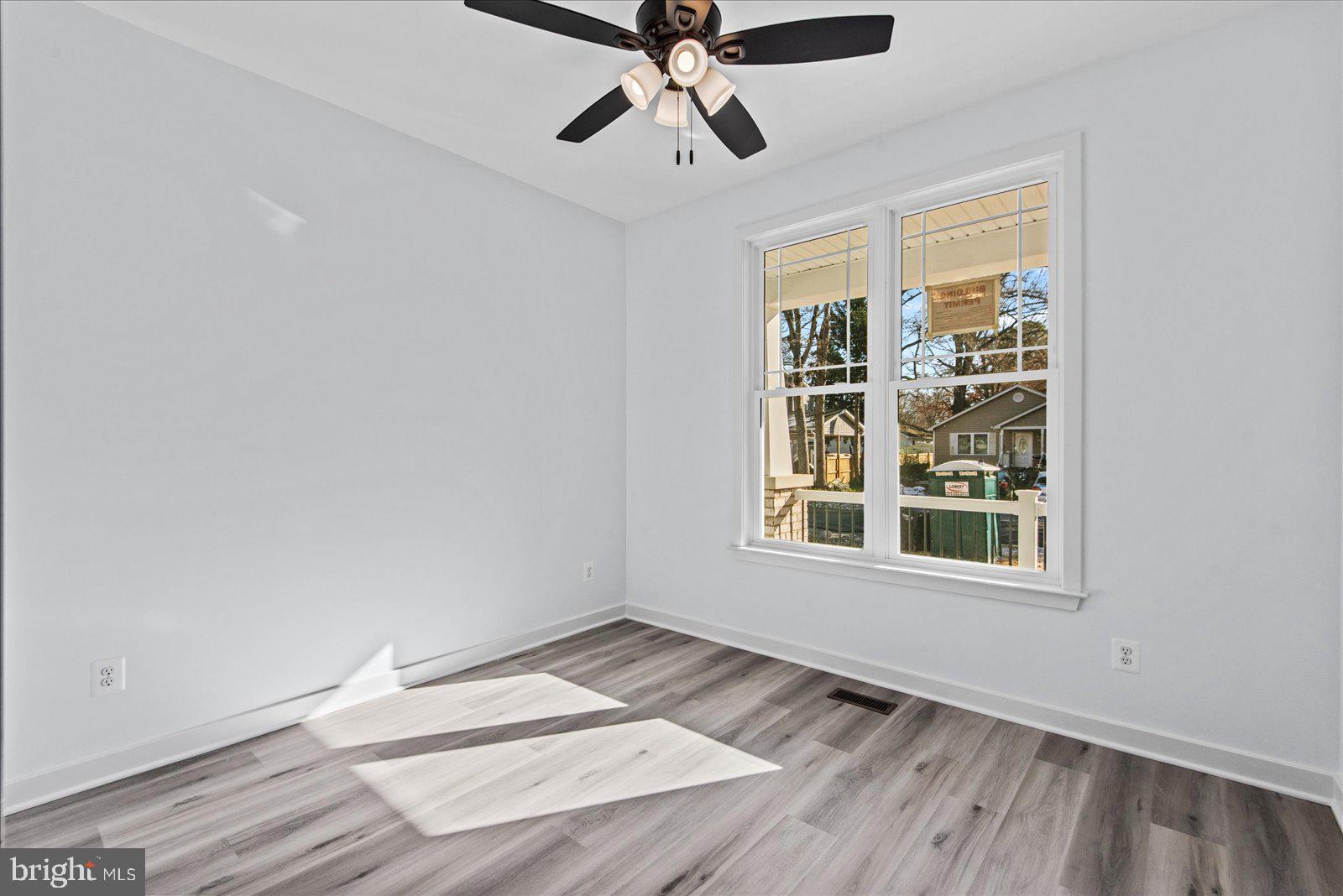 CLASSIC SHORES - Residential