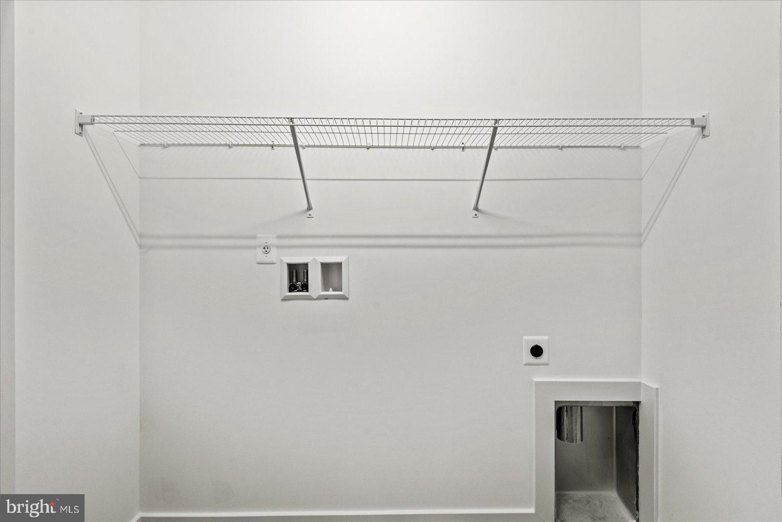 CLASSIC SHORES - Residential