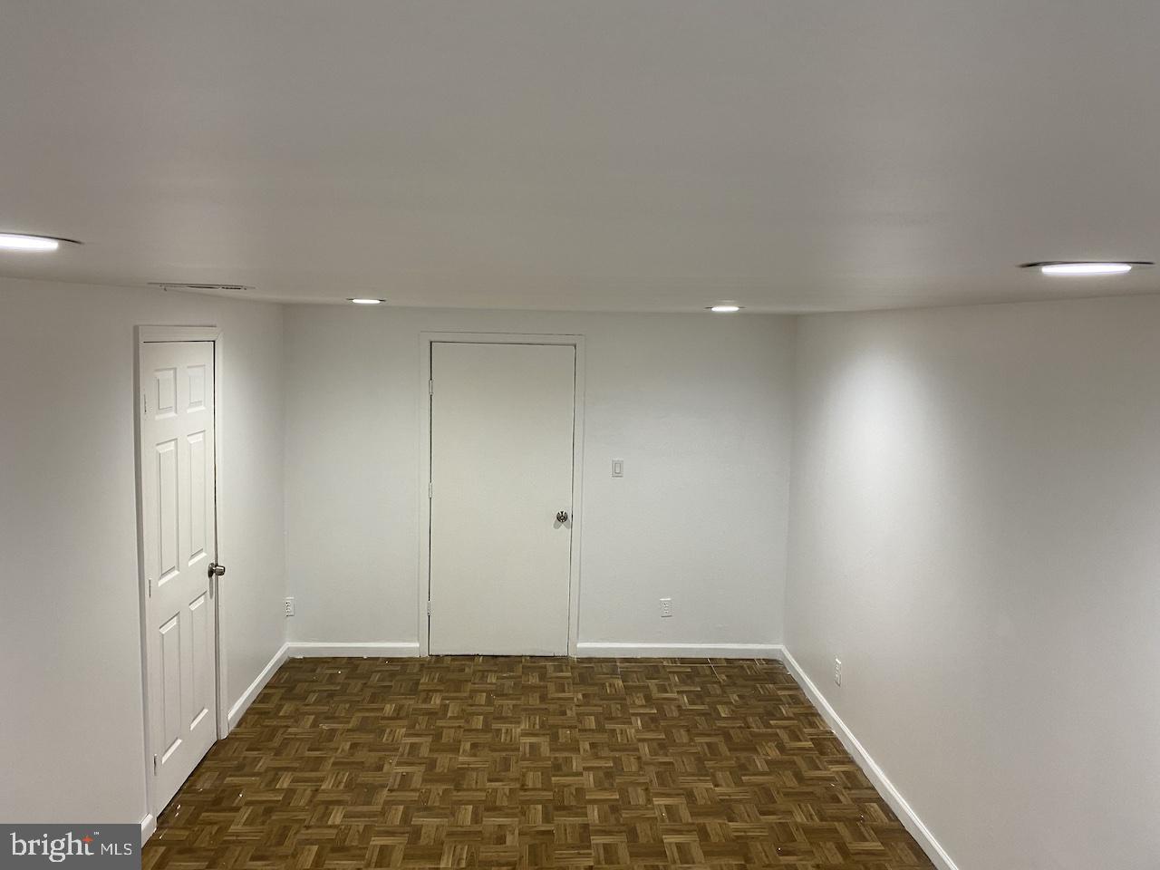 OAKLAWN - Residential