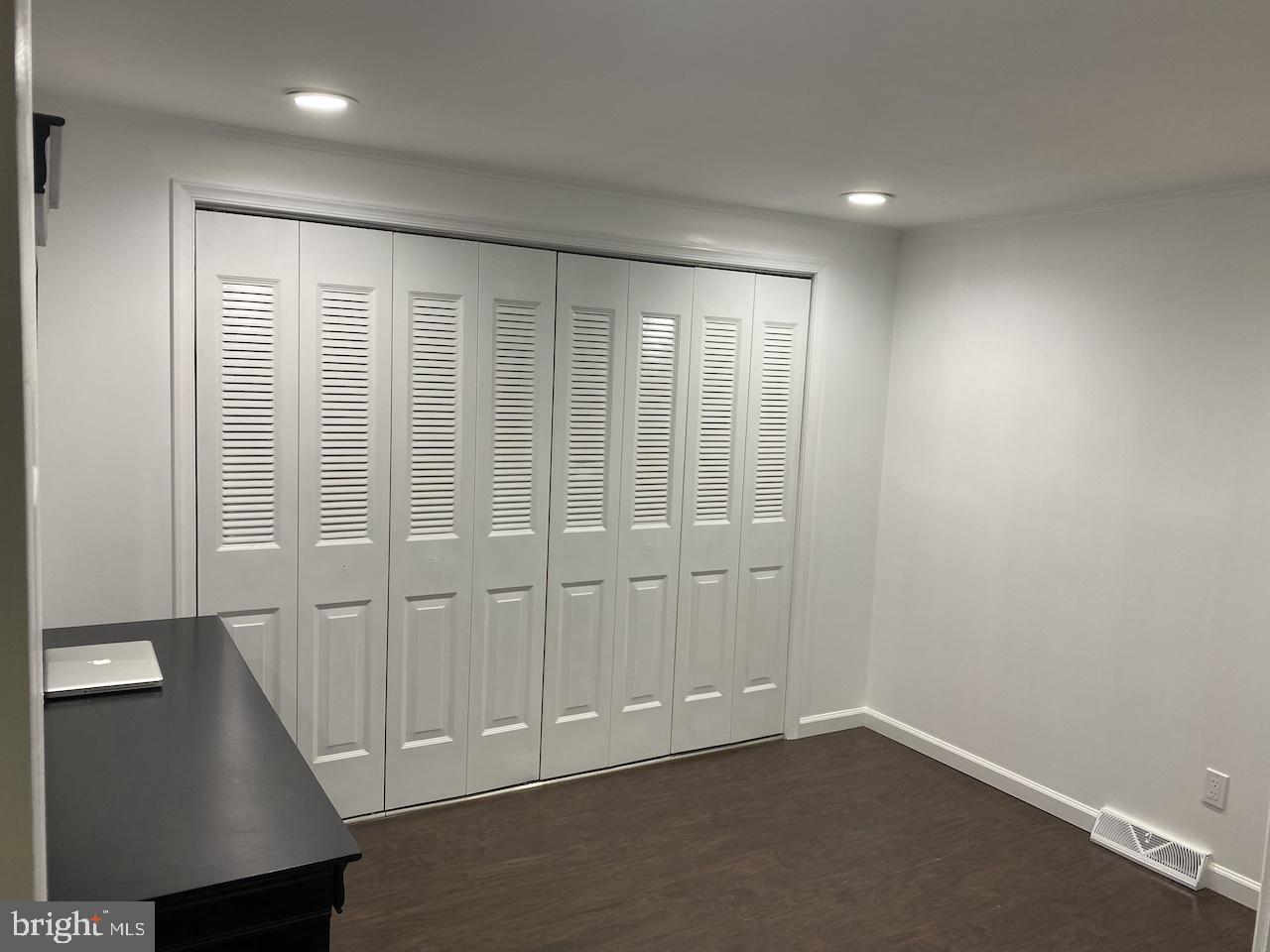 OAKLAWN - Residential