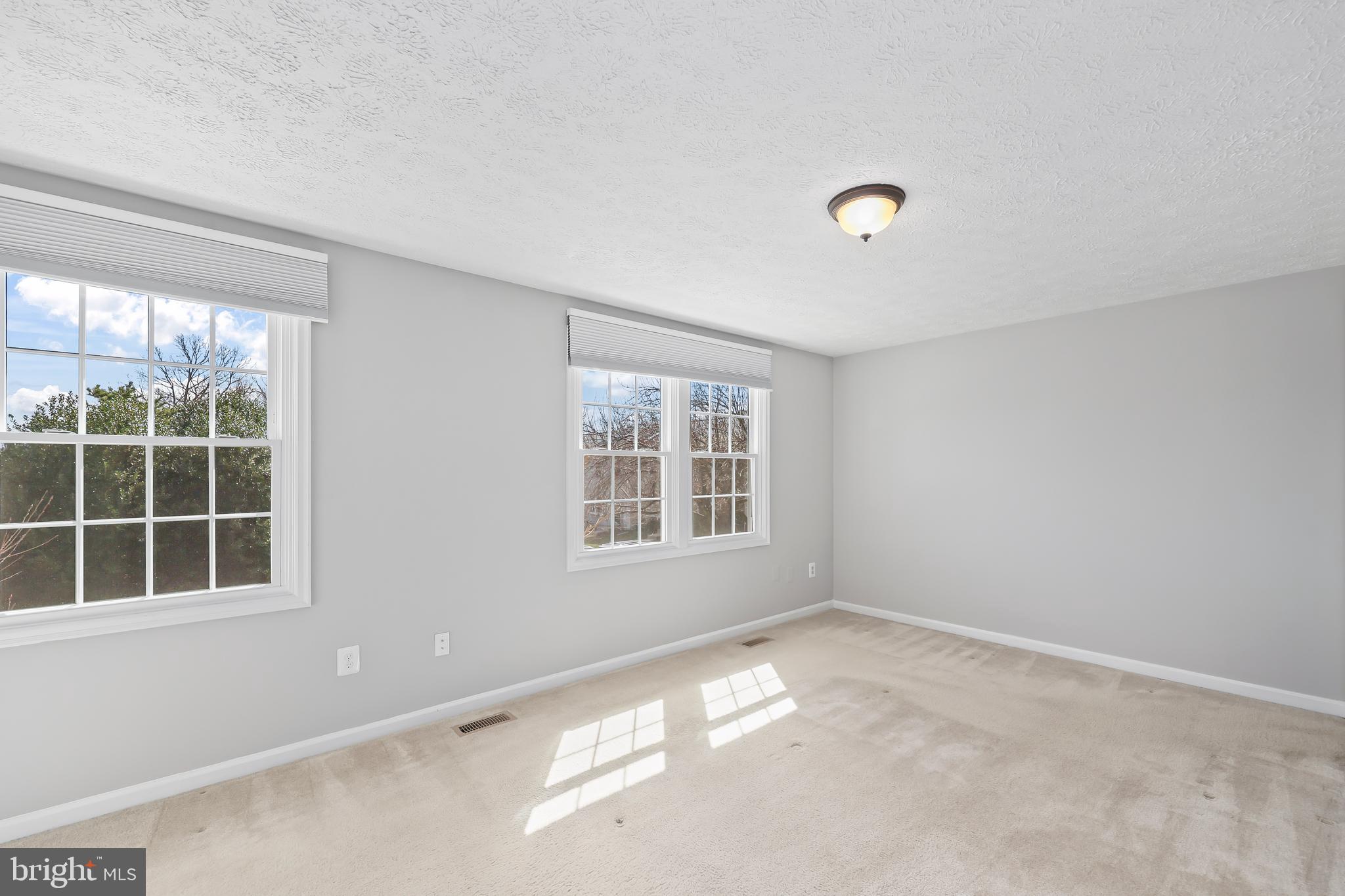 HERITAGE ESTATES - Residential