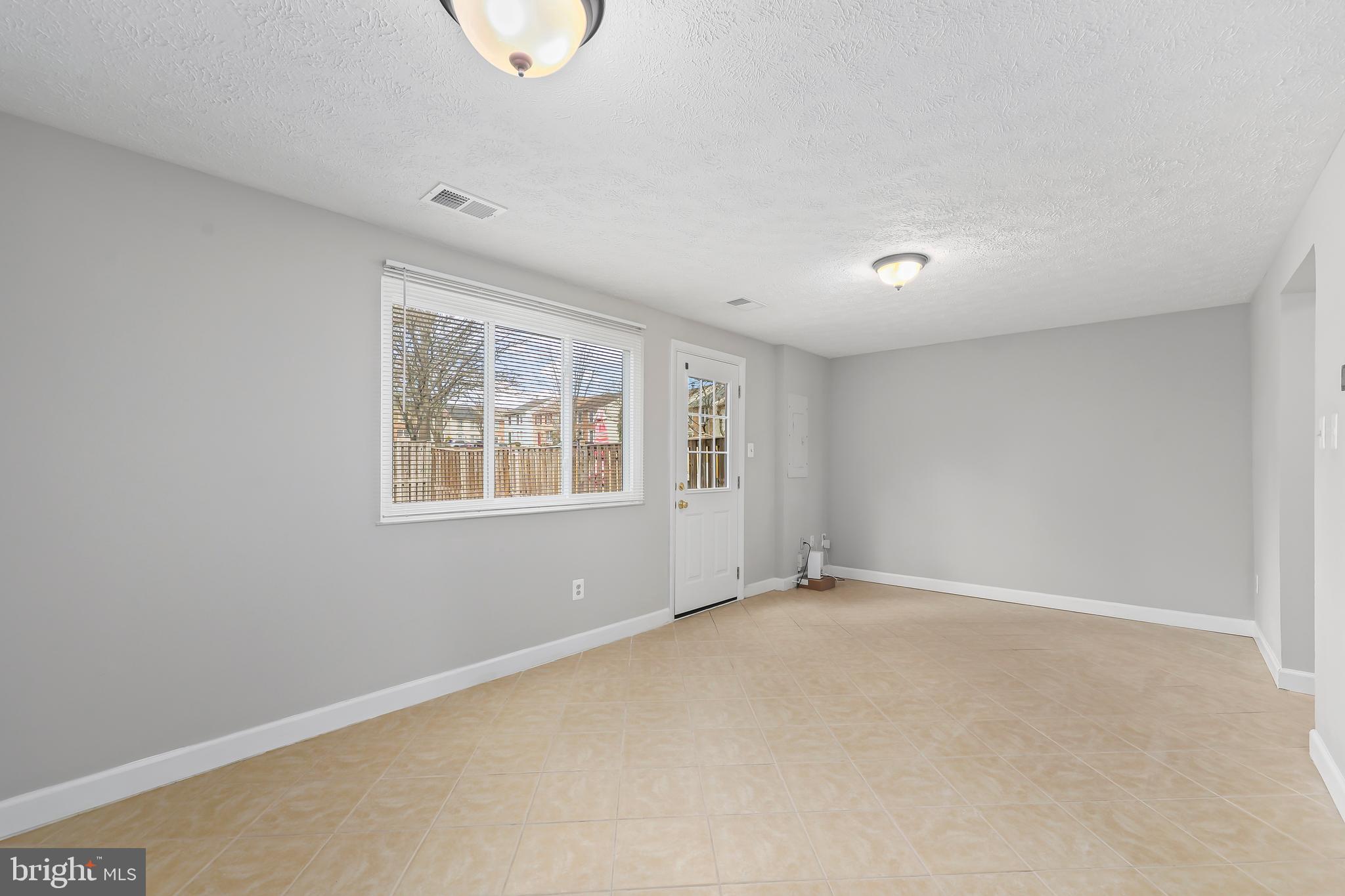 HERITAGE ESTATES - Residential