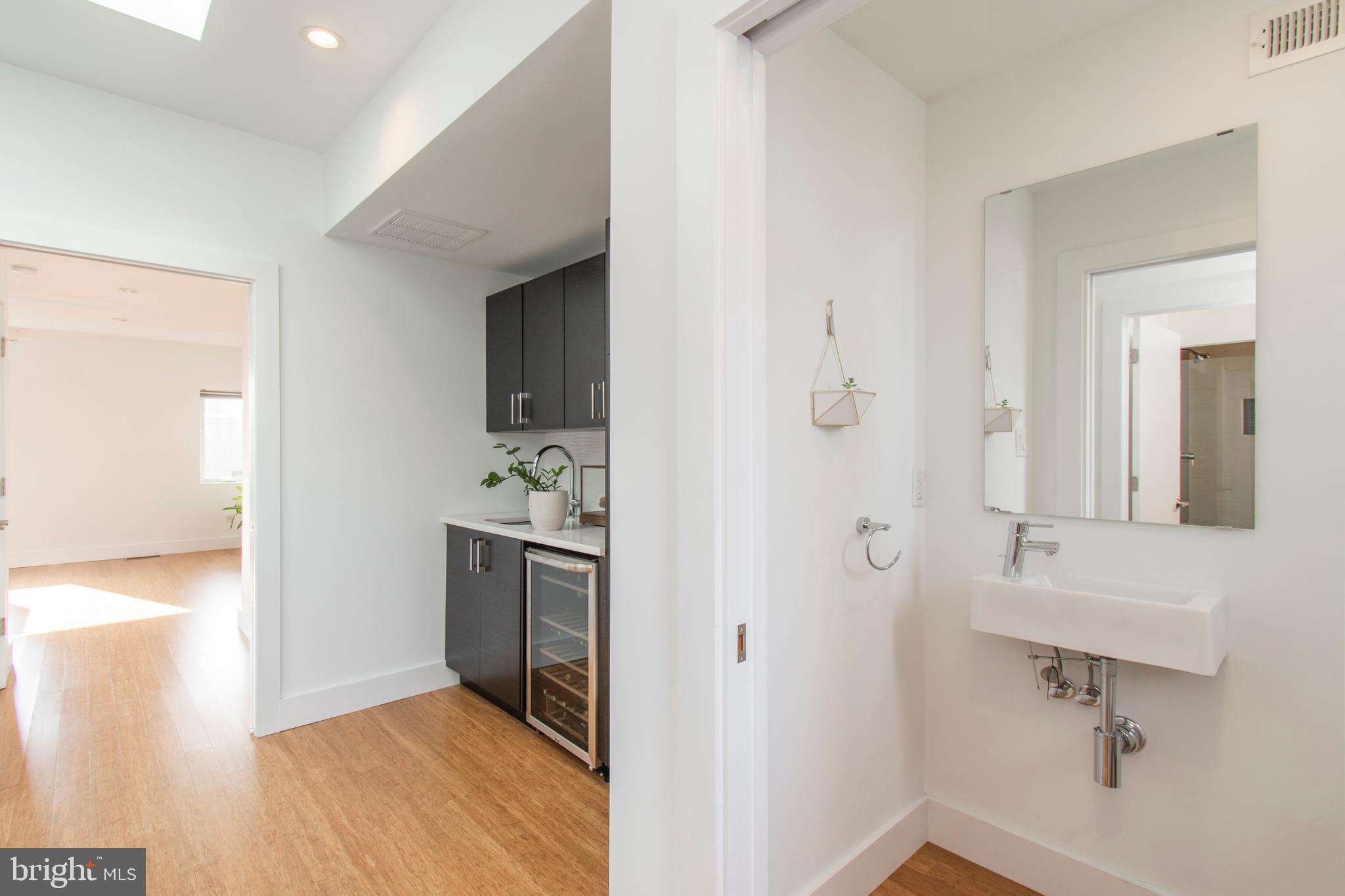 GRADUATE HOSPITAL - Residential