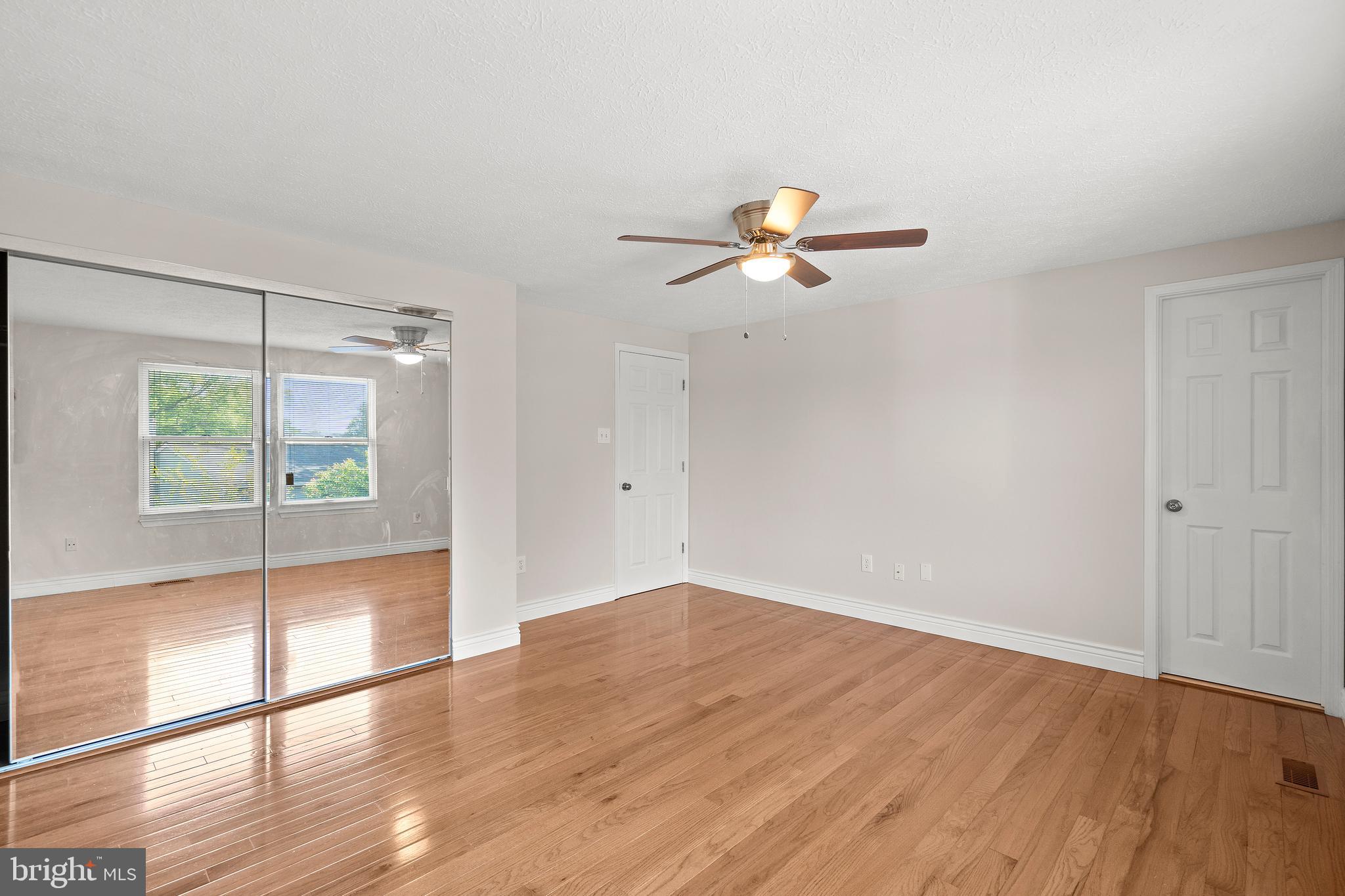 HILLCREST ORCHARDS - Residential