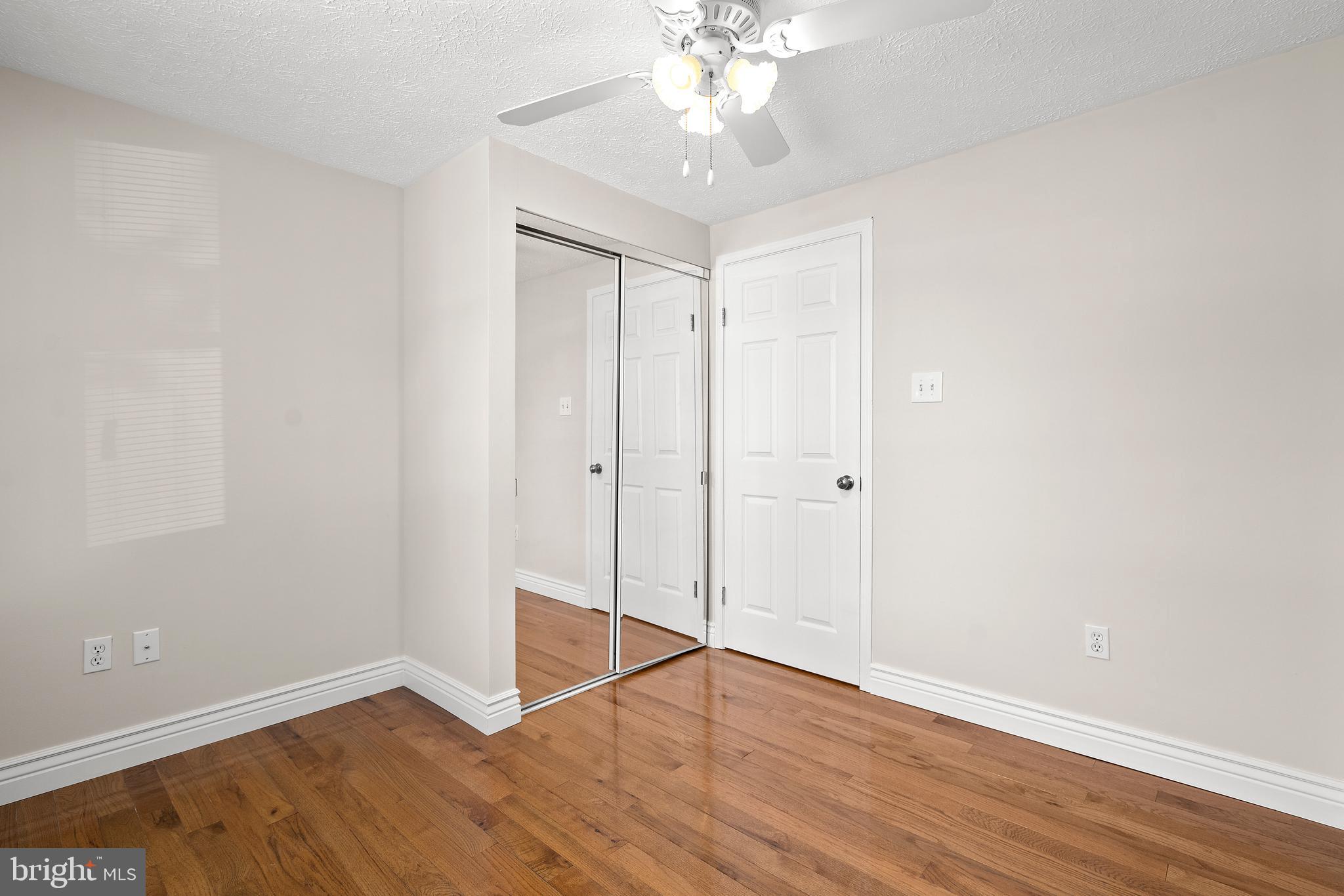 HILLCREST ORCHARDS - Residential