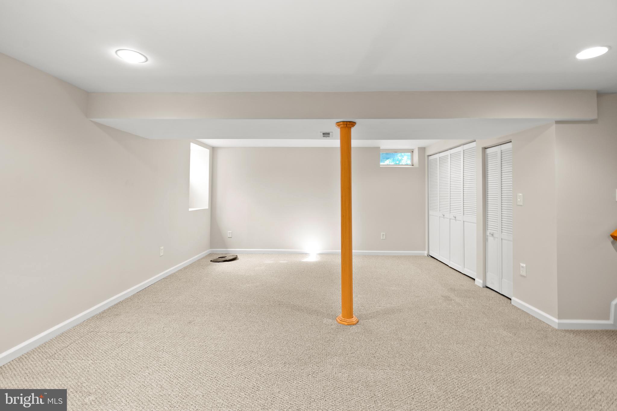 HILLCREST ORCHARDS - Residential