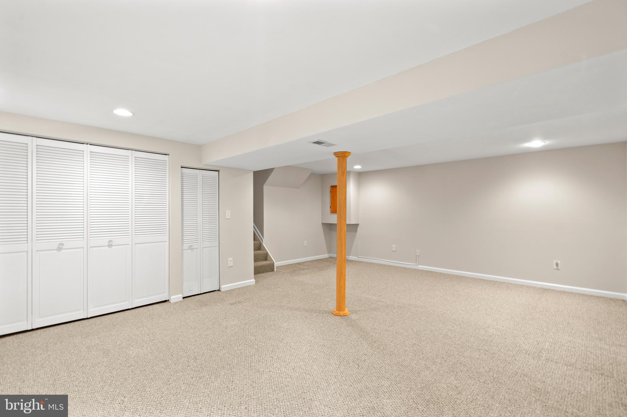 HILLCREST ORCHARDS - Residential