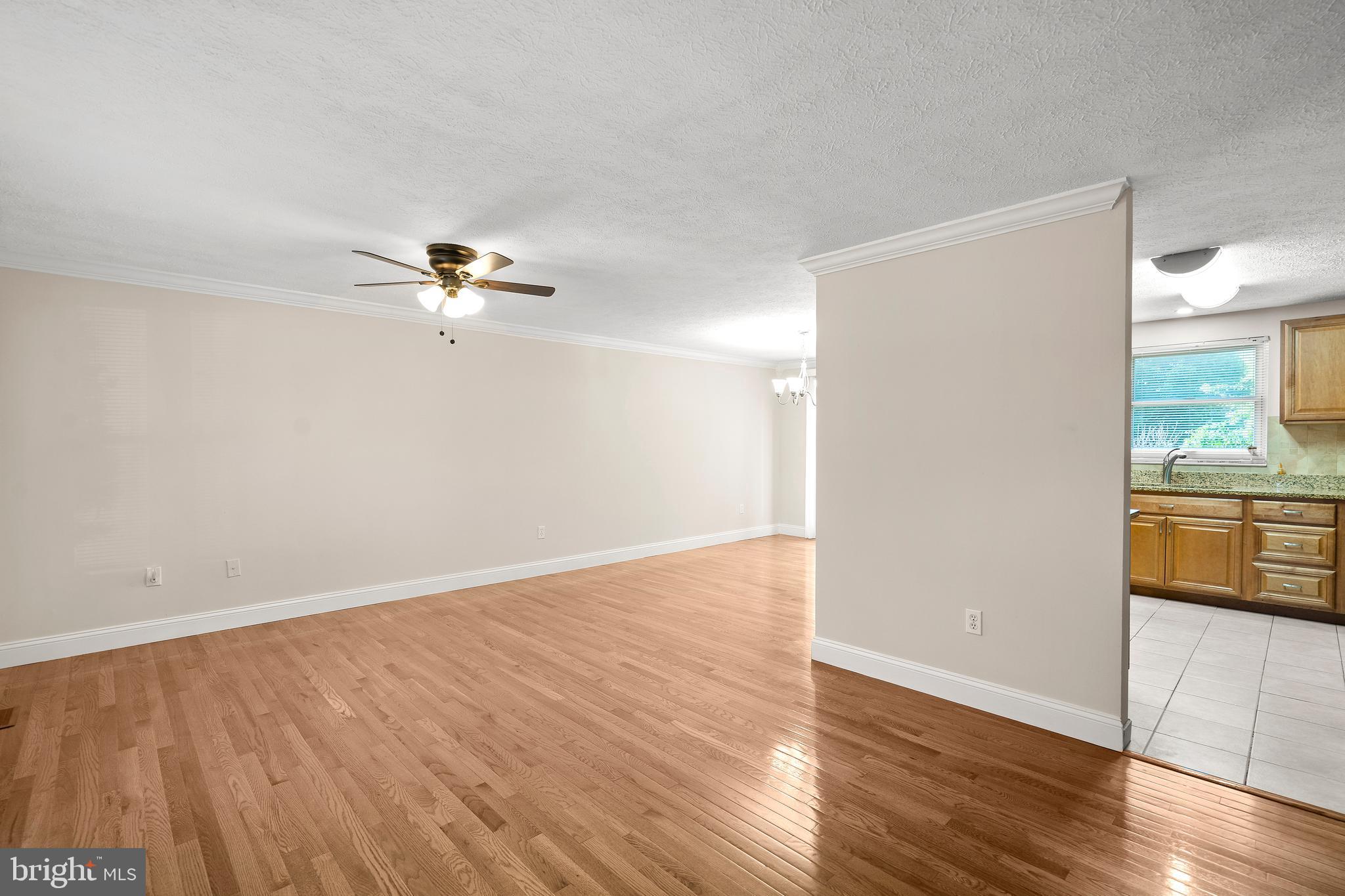 HILLCREST ORCHARDS - Residential