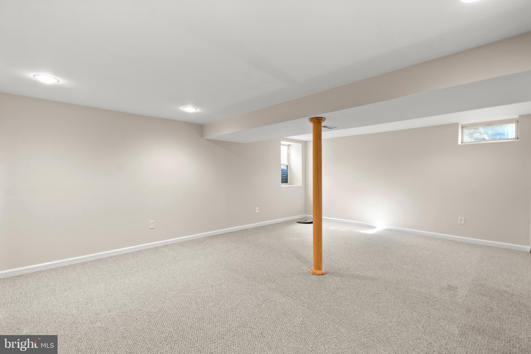 HILLCREST ORCHARDS - Residential