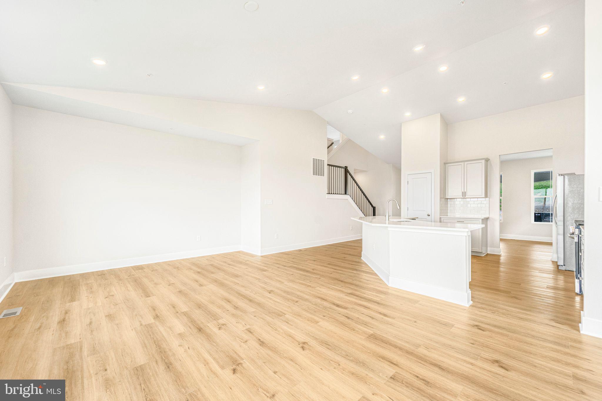 SYCAMORE RIDGE - Residential