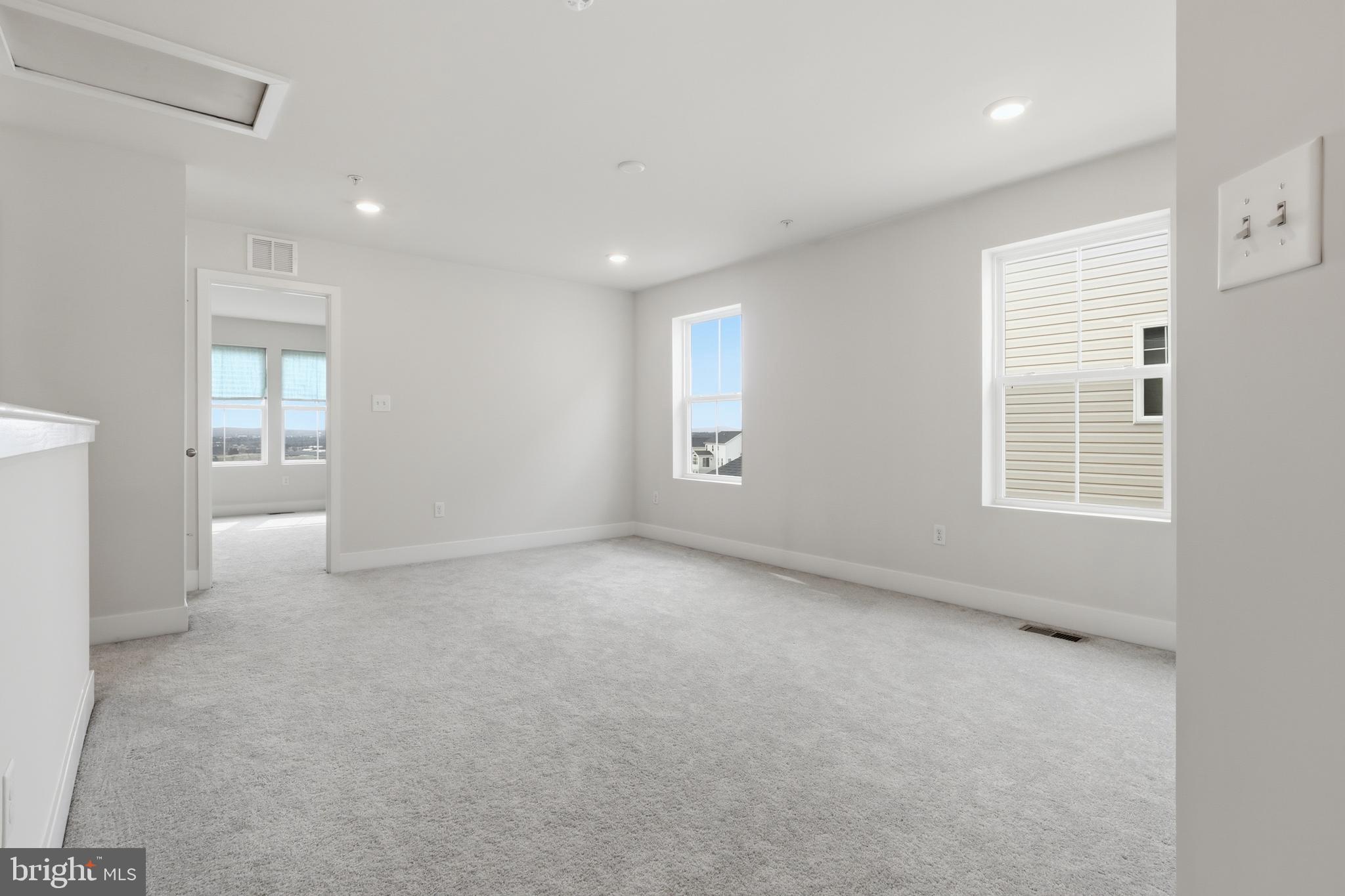 SYCAMORE RIDGE - Residential