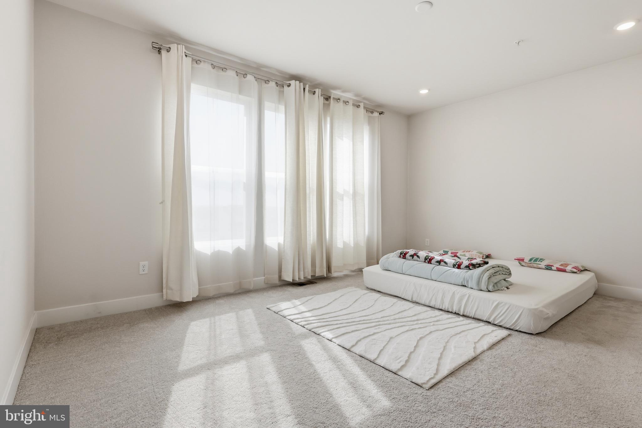 SYCAMORE RIDGE - Residential