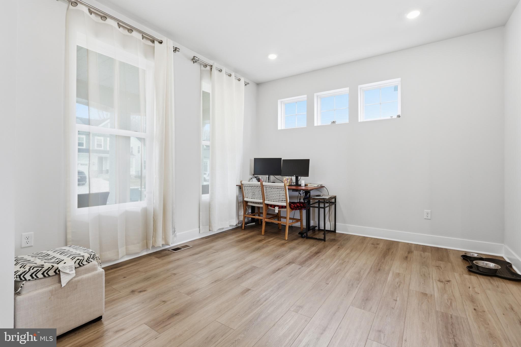 SYCAMORE RIDGE - Residential