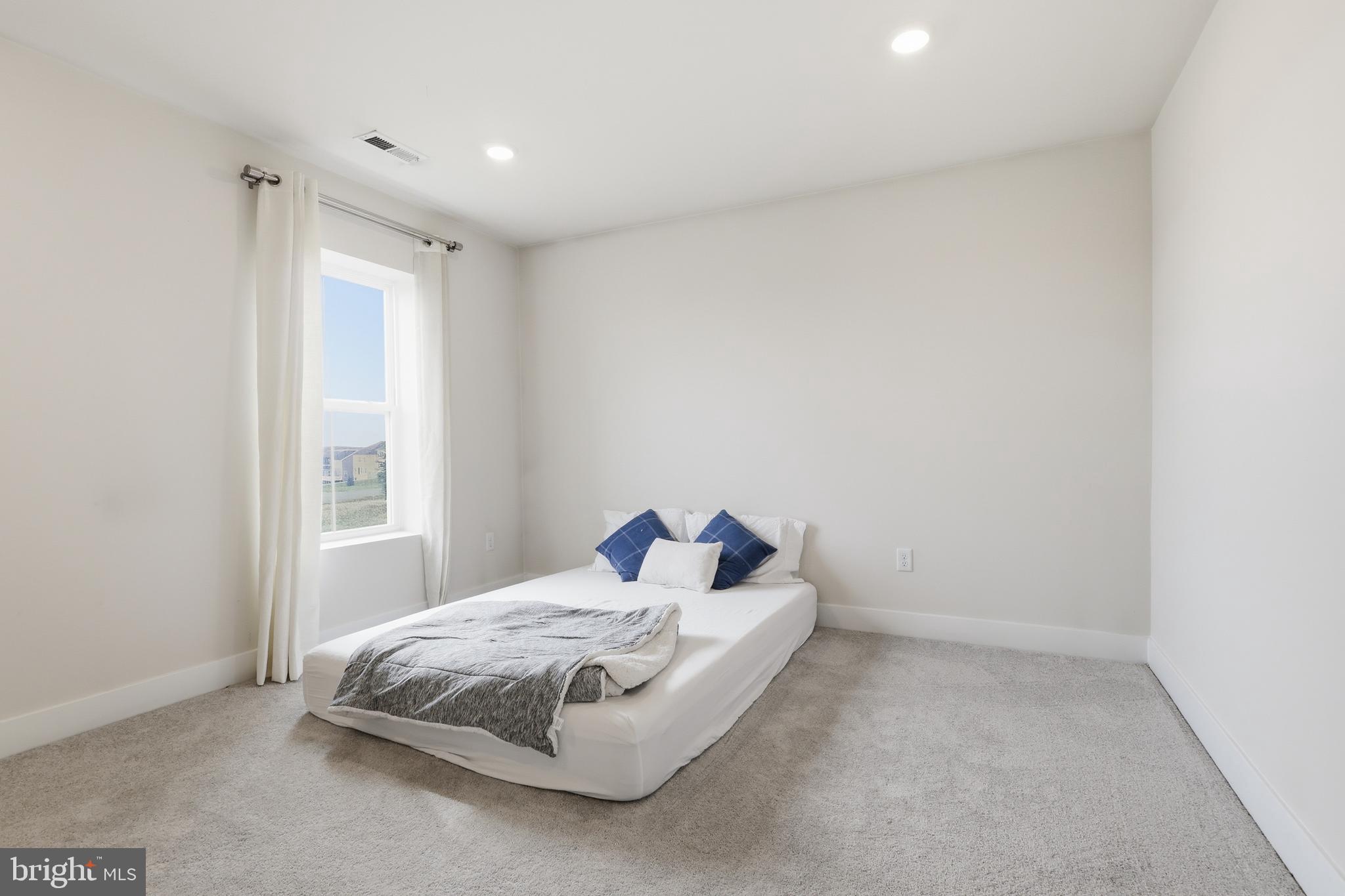 SYCAMORE RIDGE - Residential