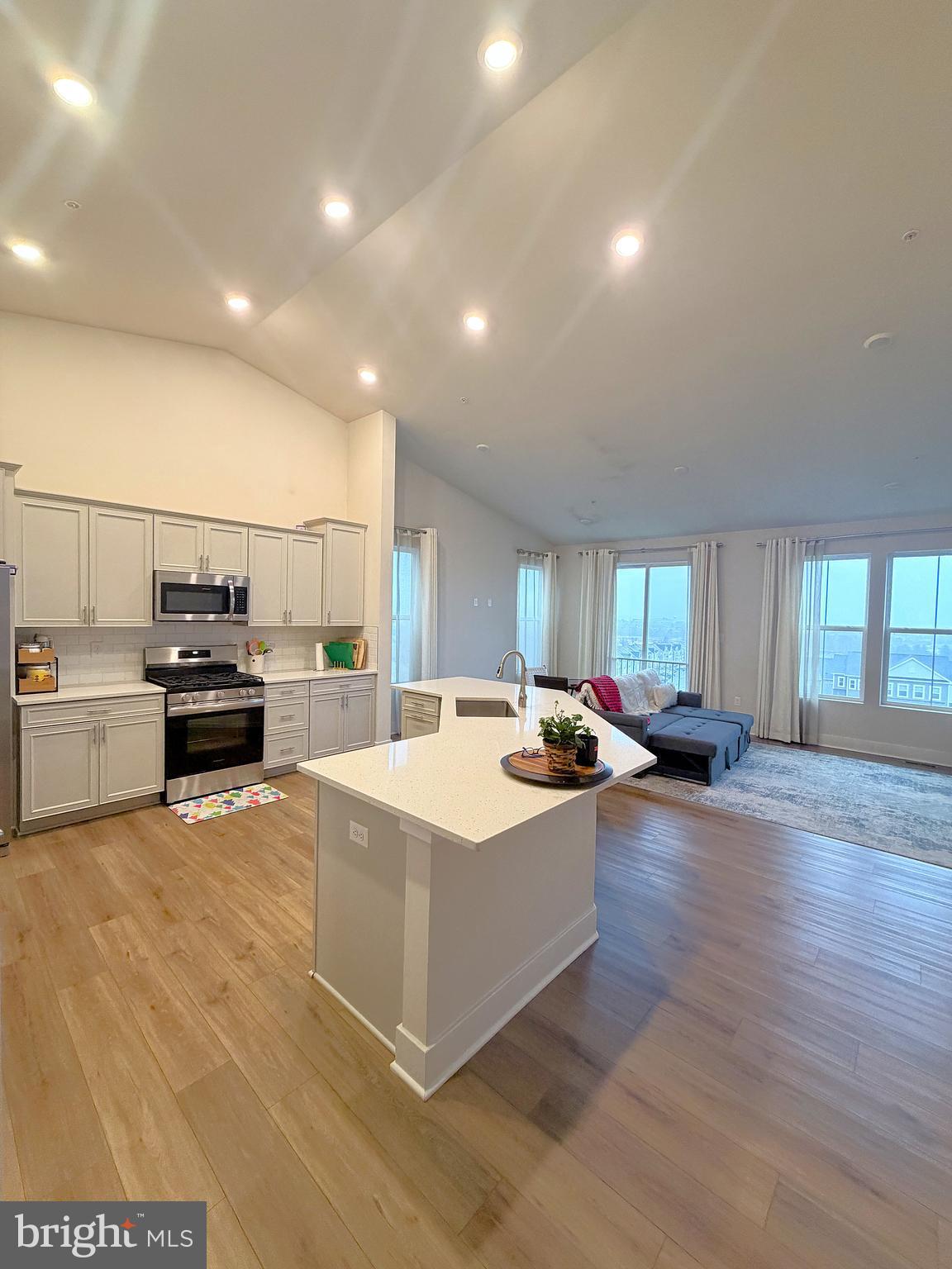 SYCAMORE RIDGE - Residential