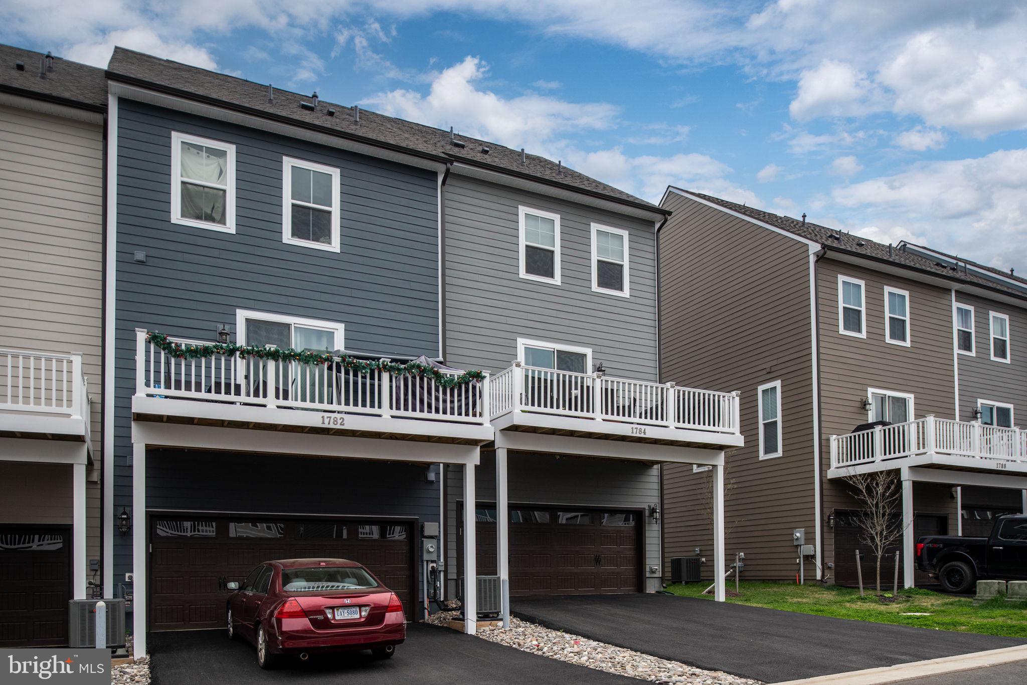 POTOMAC SHORES - Residential