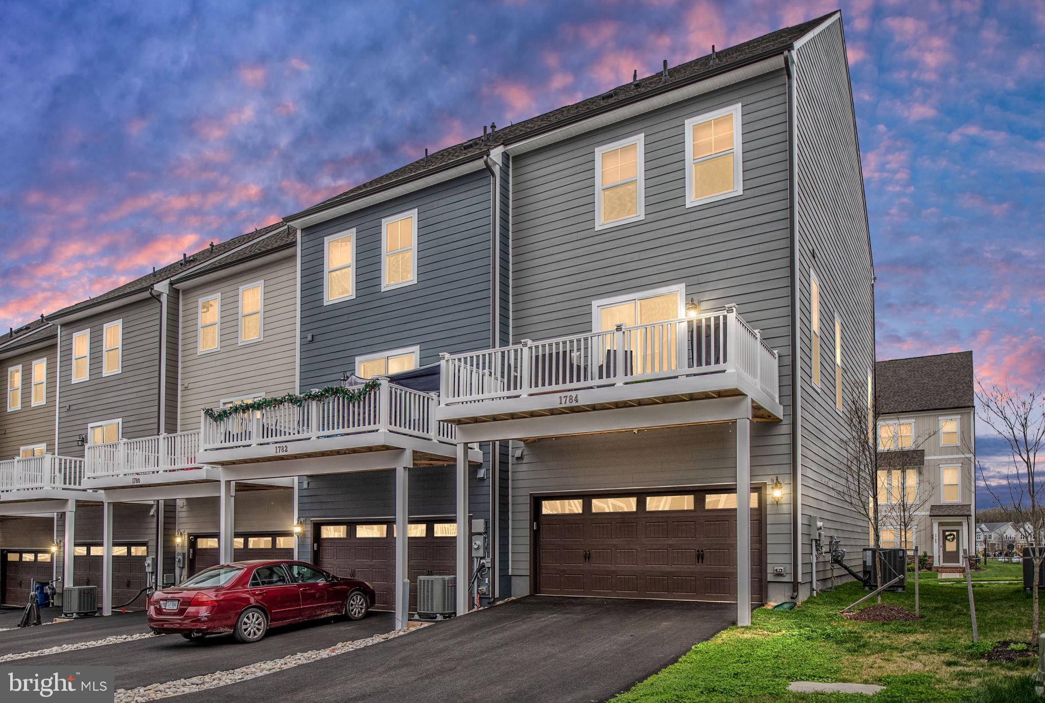 POTOMAC SHORES - Residential