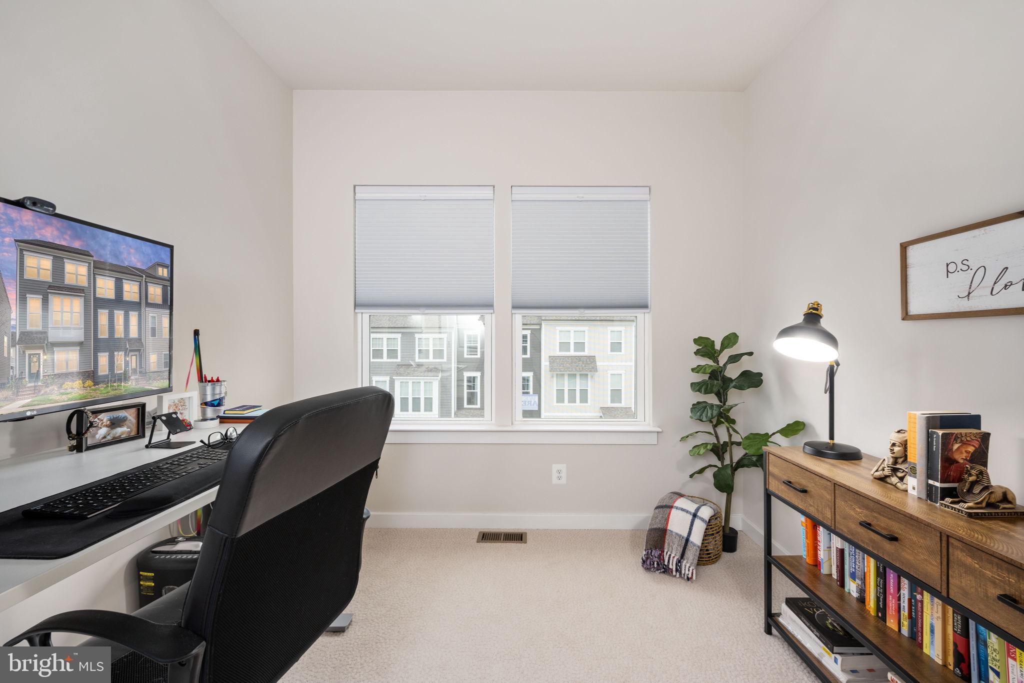 POTOMAC SHORES - Residential