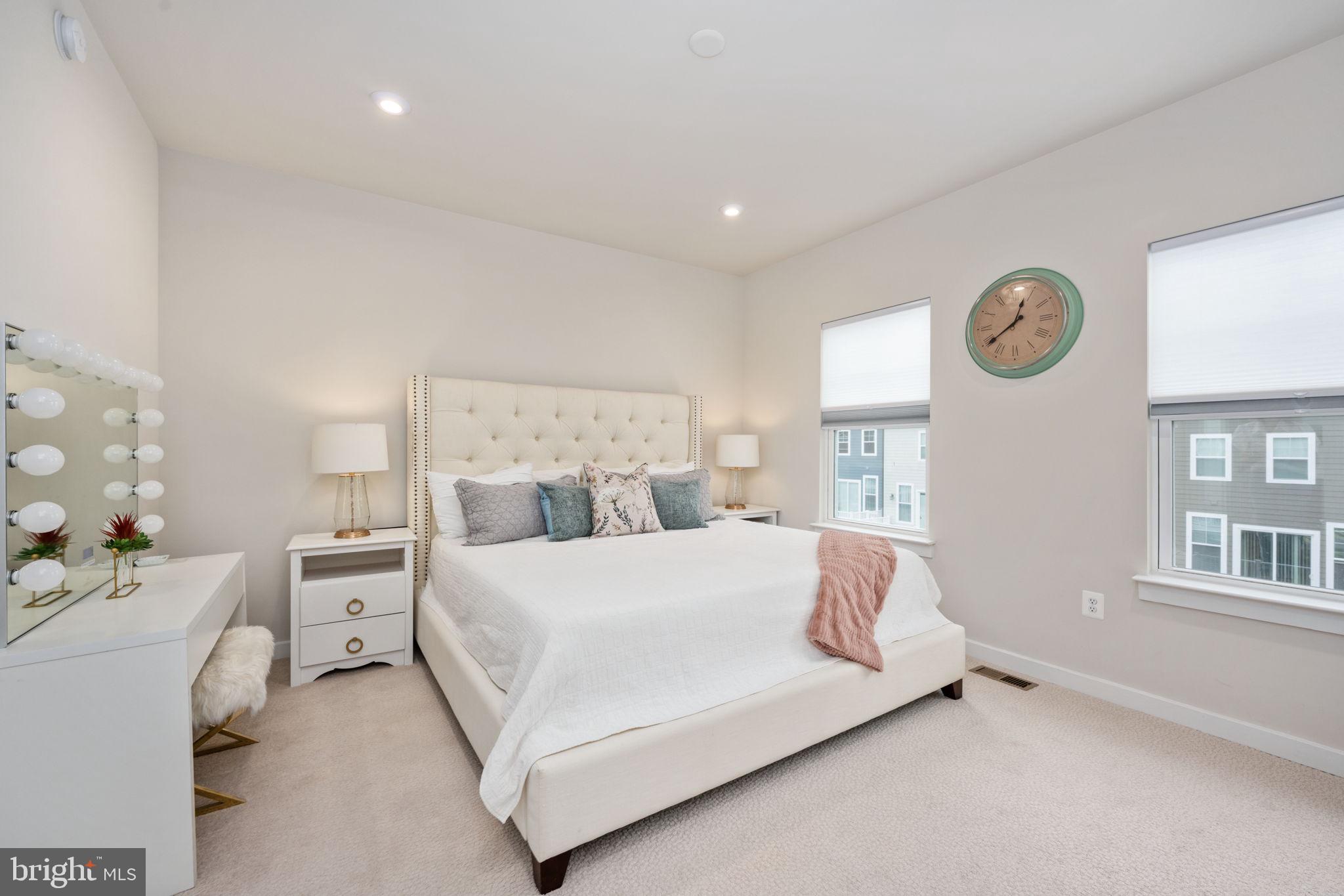 POTOMAC SHORES - Residential