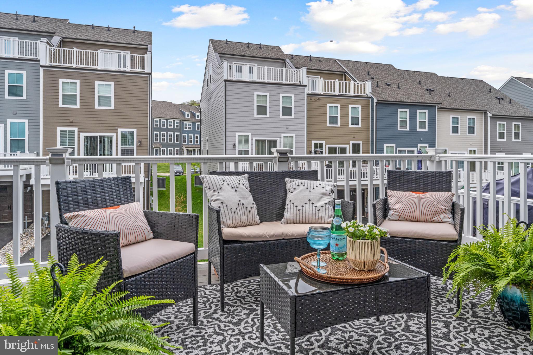 POTOMAC SHORES - Residential