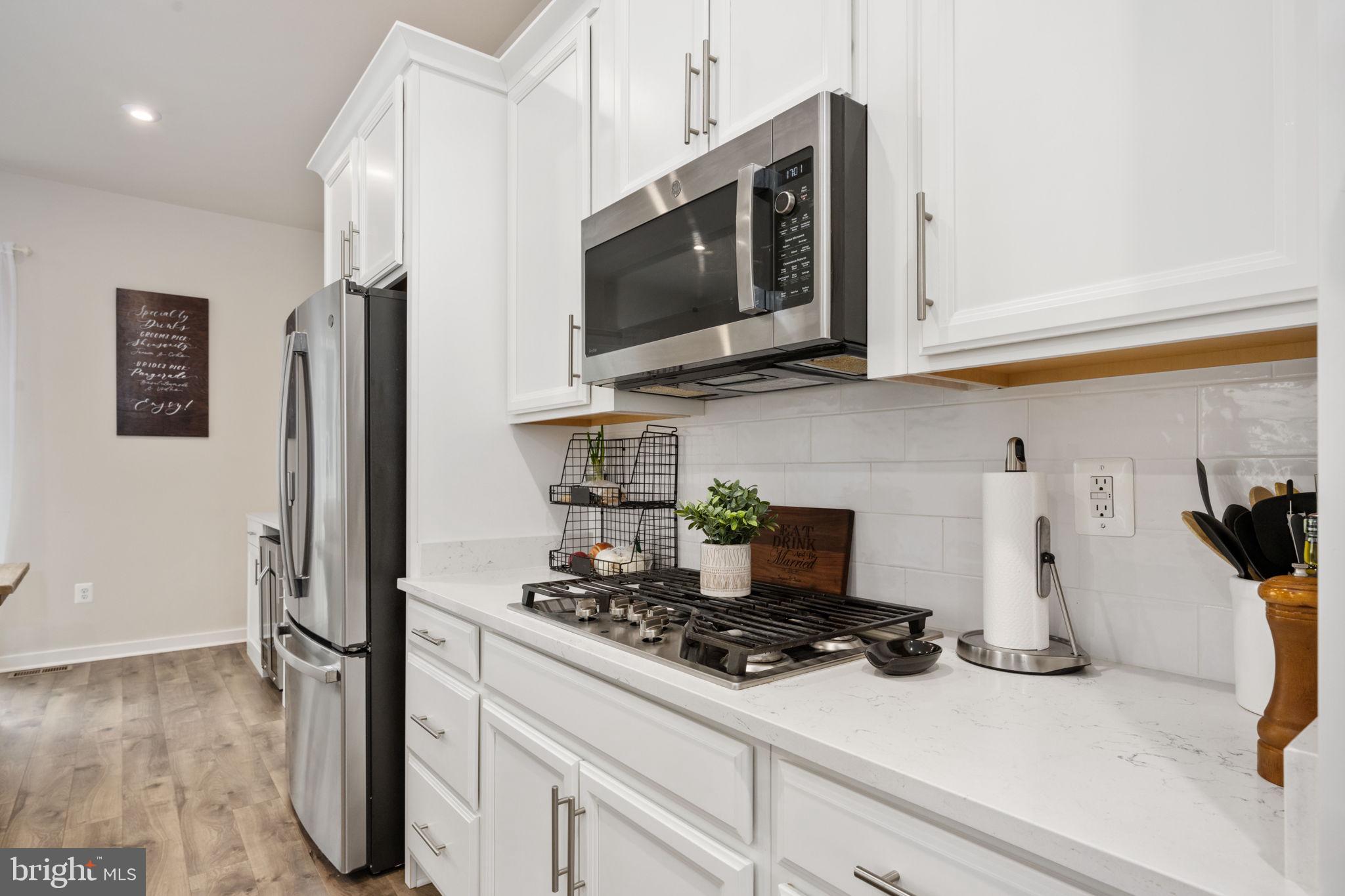 POTOMAC SHORES - Residential