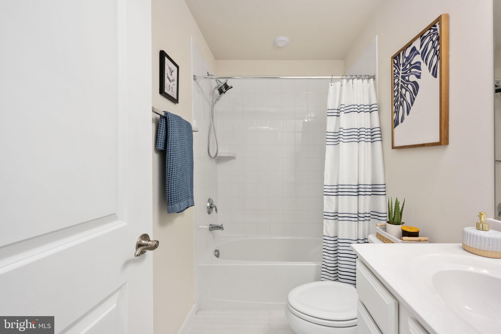 POTOMAC SHORES - Residential